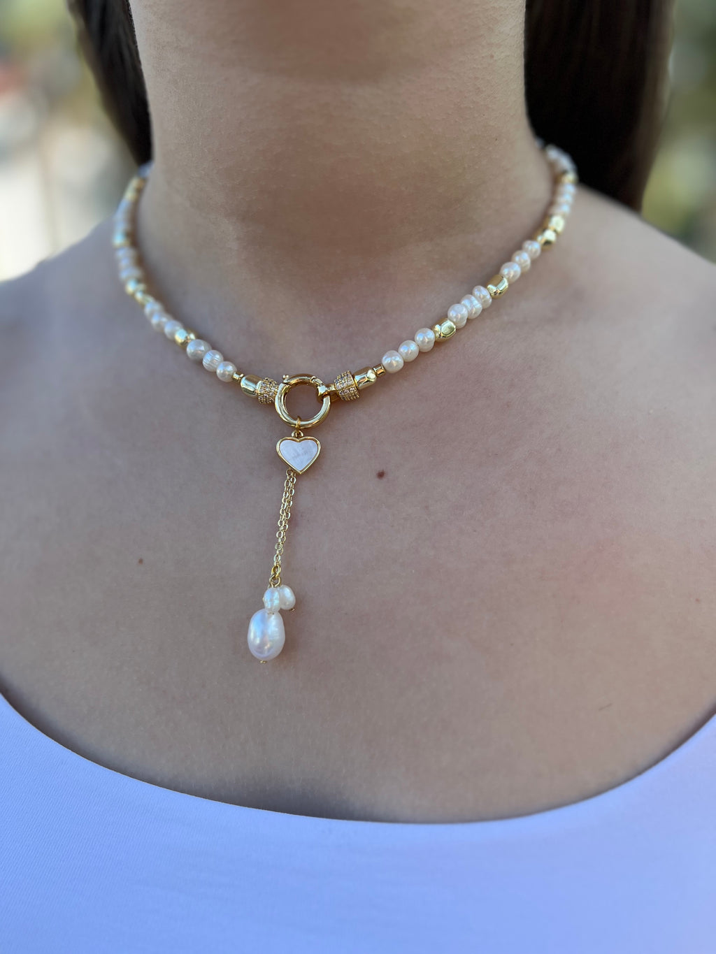 Freshwater Pearl Choker Necklace with heart pendant: 18K Gold Plated