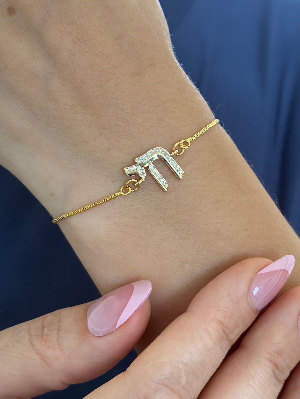Chai bracelet with slider chain