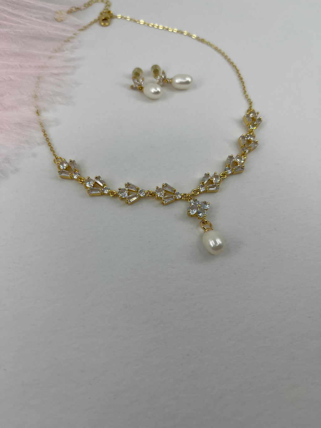 Natural Pearl & Zirconia Necklace with Earrings – 18K Gold Plated, Gift Box