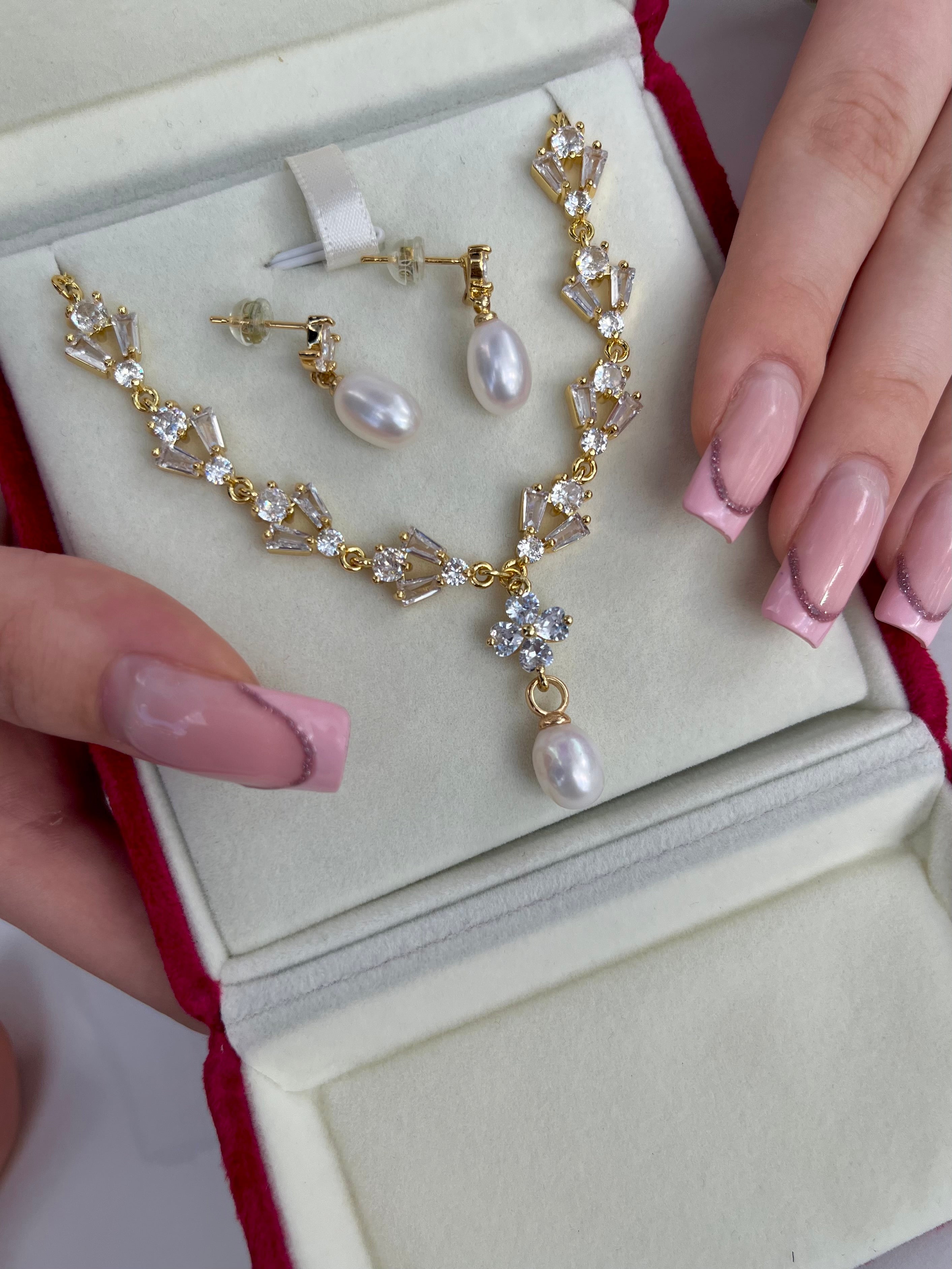 Natural Pearl & Zirconia Necklace with Earrings – 18K Gold Plated, Gift Box