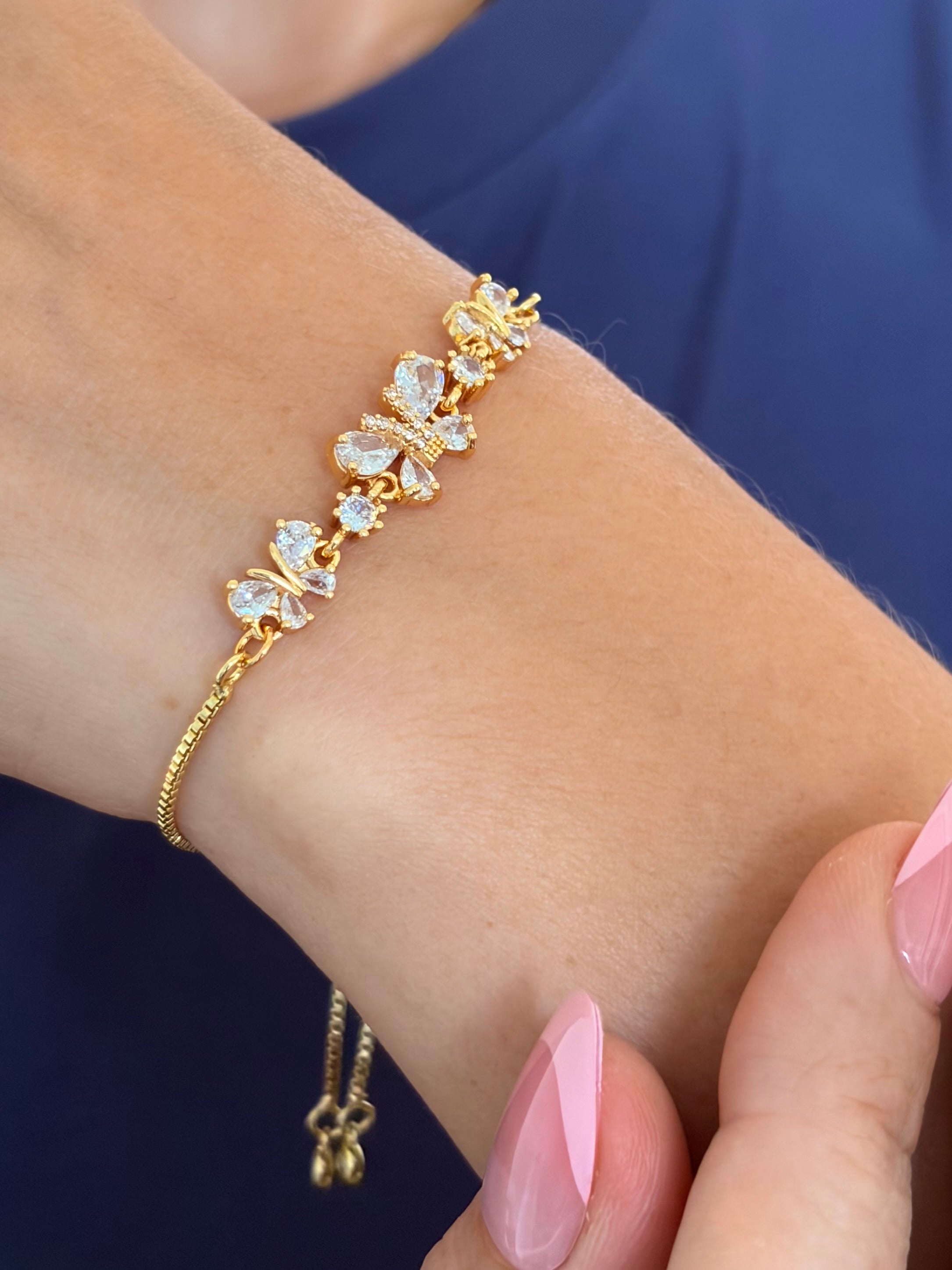 Butterfly bracelet with slider chain