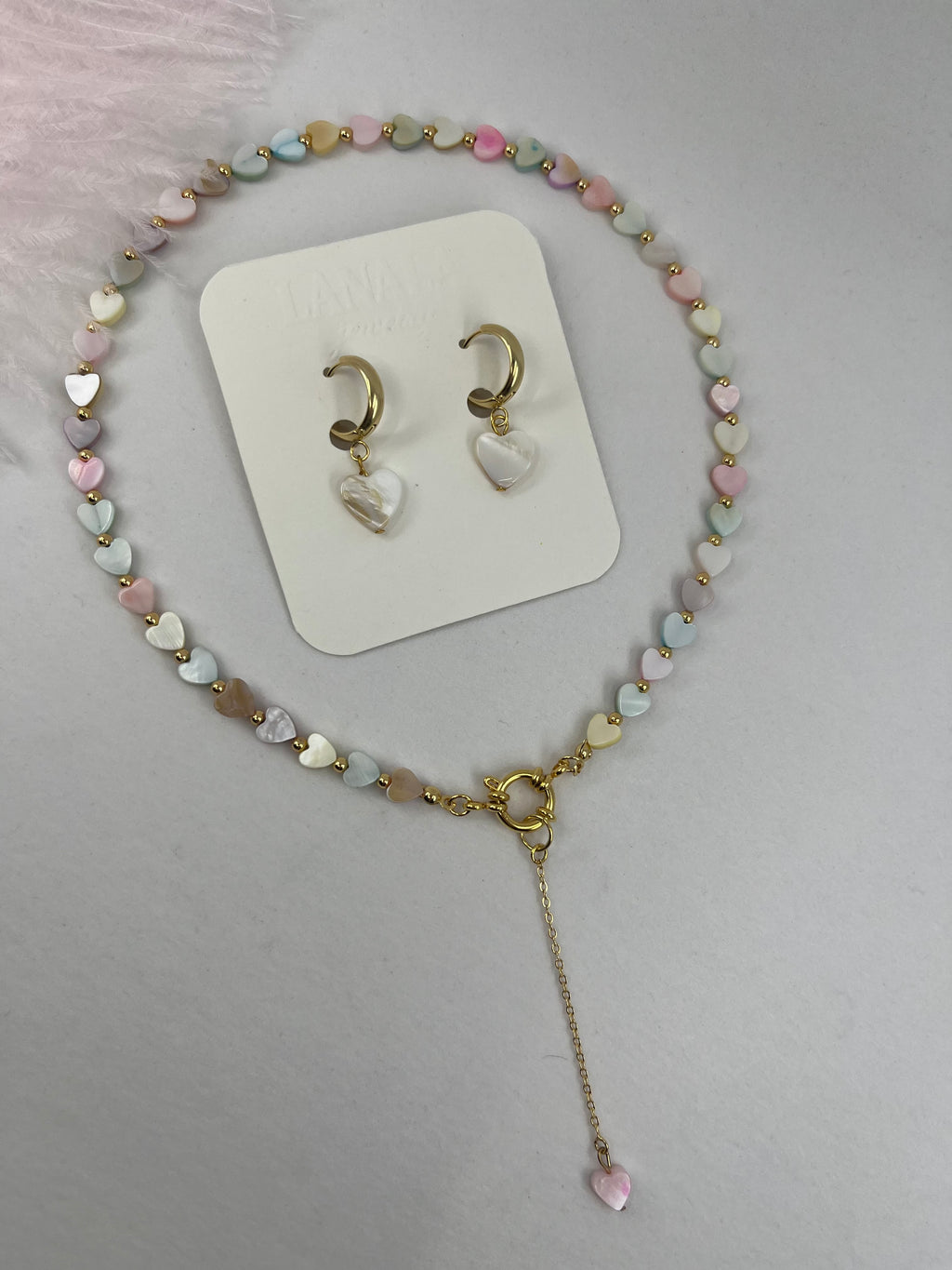 Heart Shell necklace with earrings