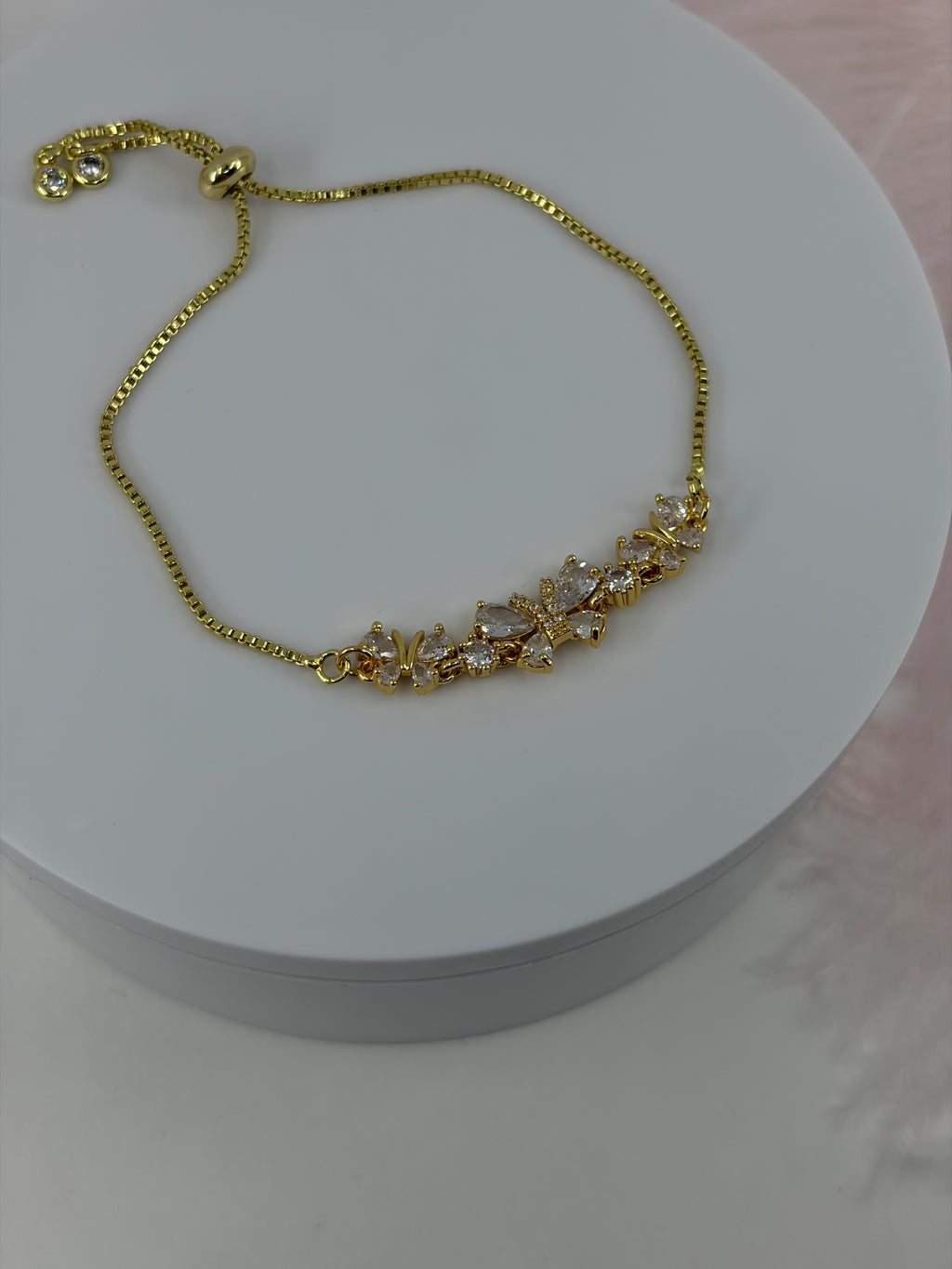 Butterfly bracelet with slider chain