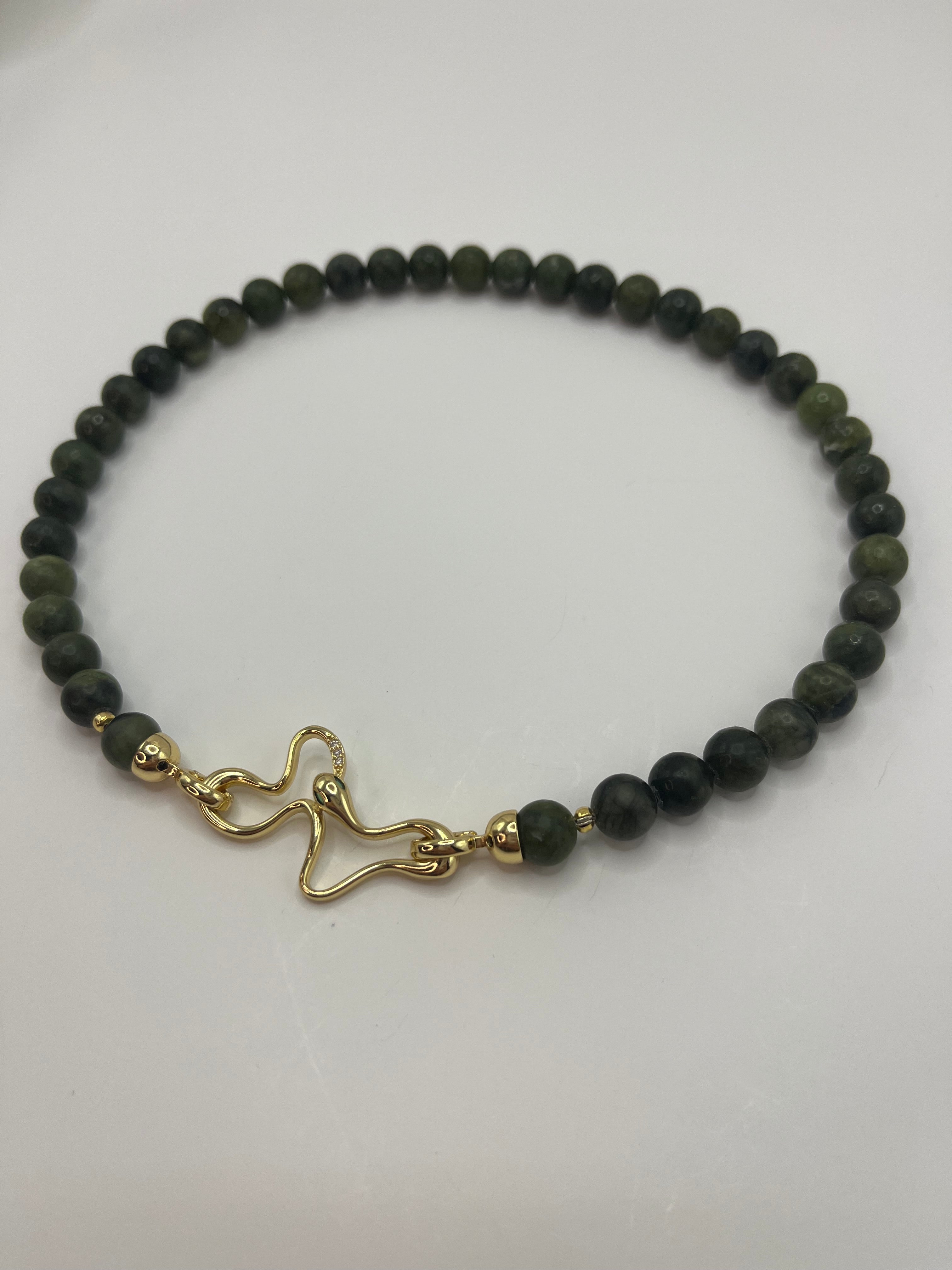 Natural Taiwan Jade Necklace with 18K Gold Snake Clasp