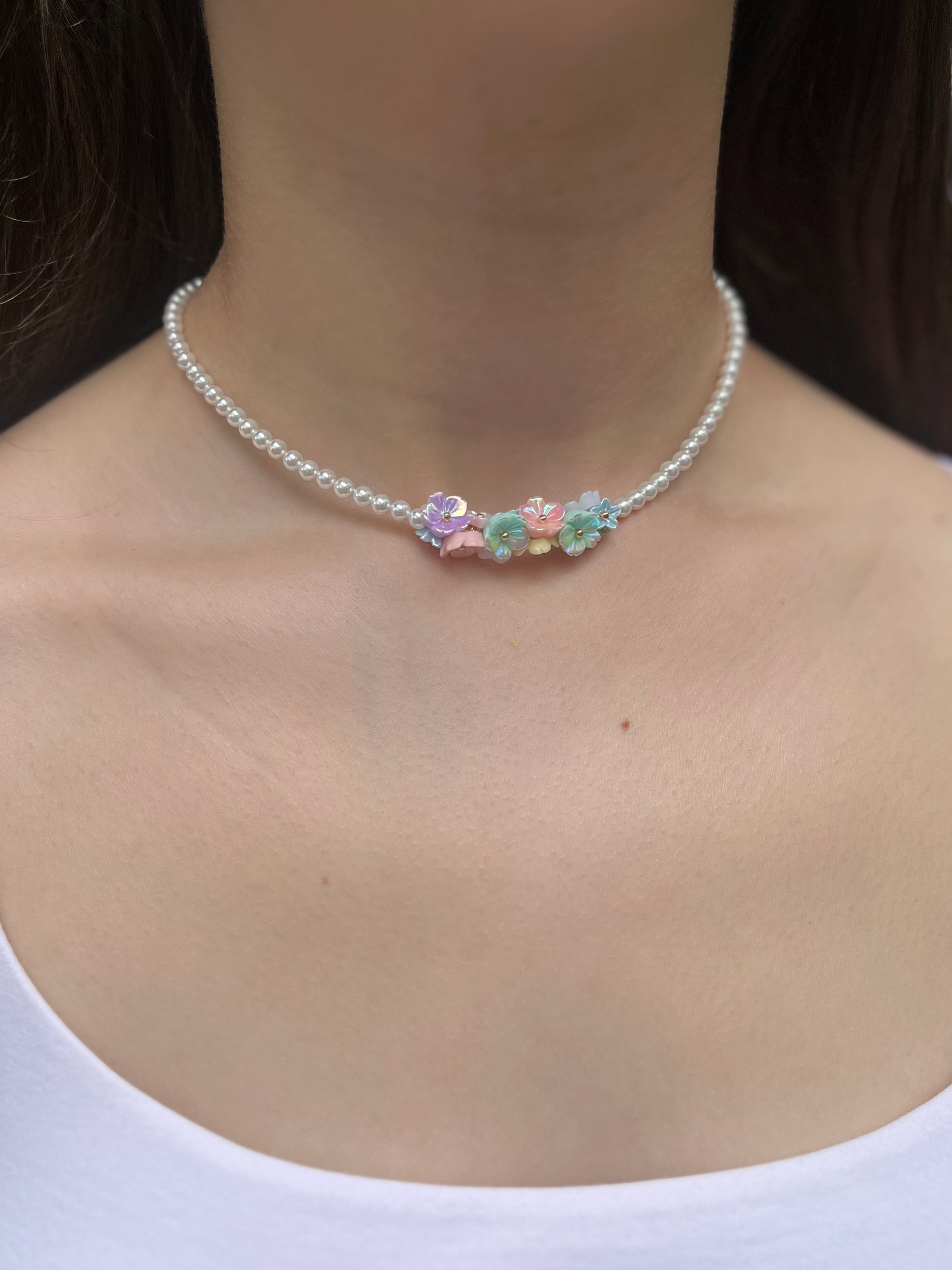 Pearl Flowers Choker Necklace with earrings : 18K Gold Plated