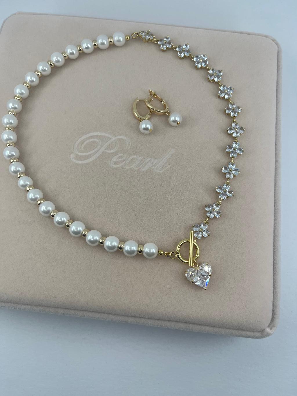 Asymmetrical Pearl Necklace with earrings : 18K Gold Plated