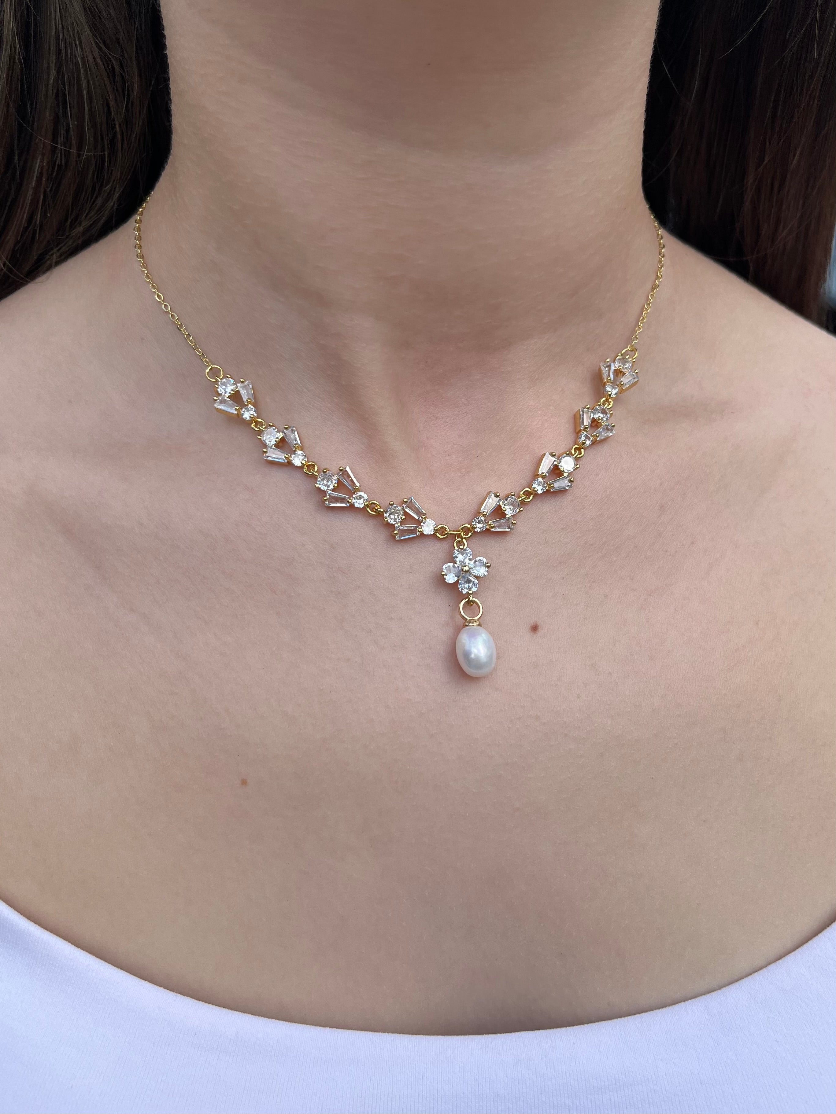 Natural Pearl & Zirconia Necklace with Earrings – 18K Gold Plated, Gift Box