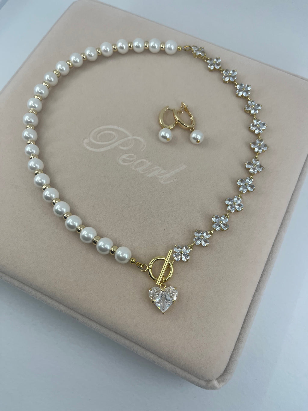 Asymmetrical Pearl Necklace with earrings : 18K Gold Plated