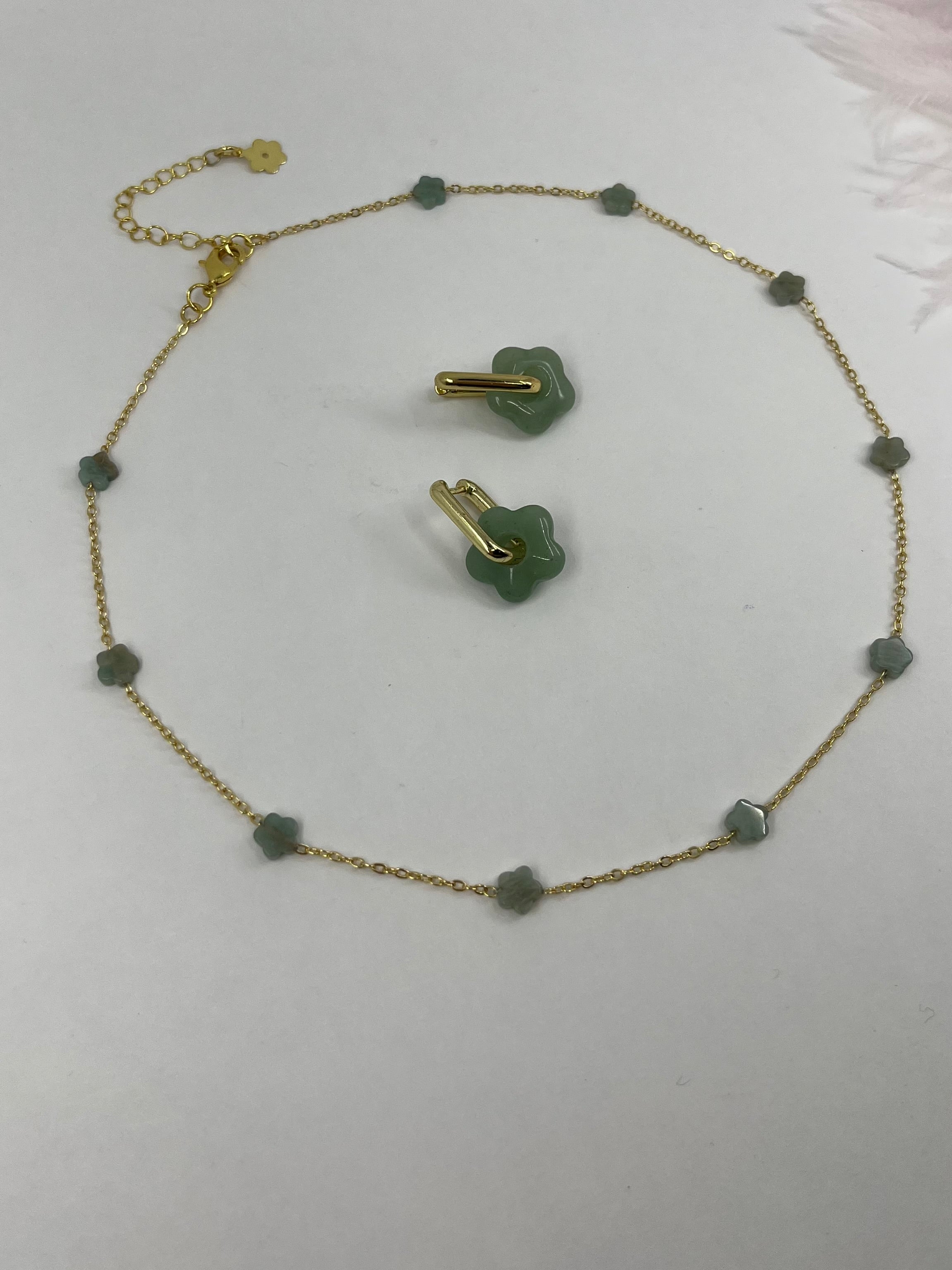 Aventurine flower Earrings and Necklace, 18K Gold Plated