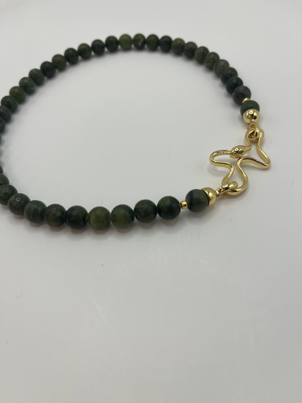 Natural Taiwan Jade Necklace with 18K Gold Snake Clasp