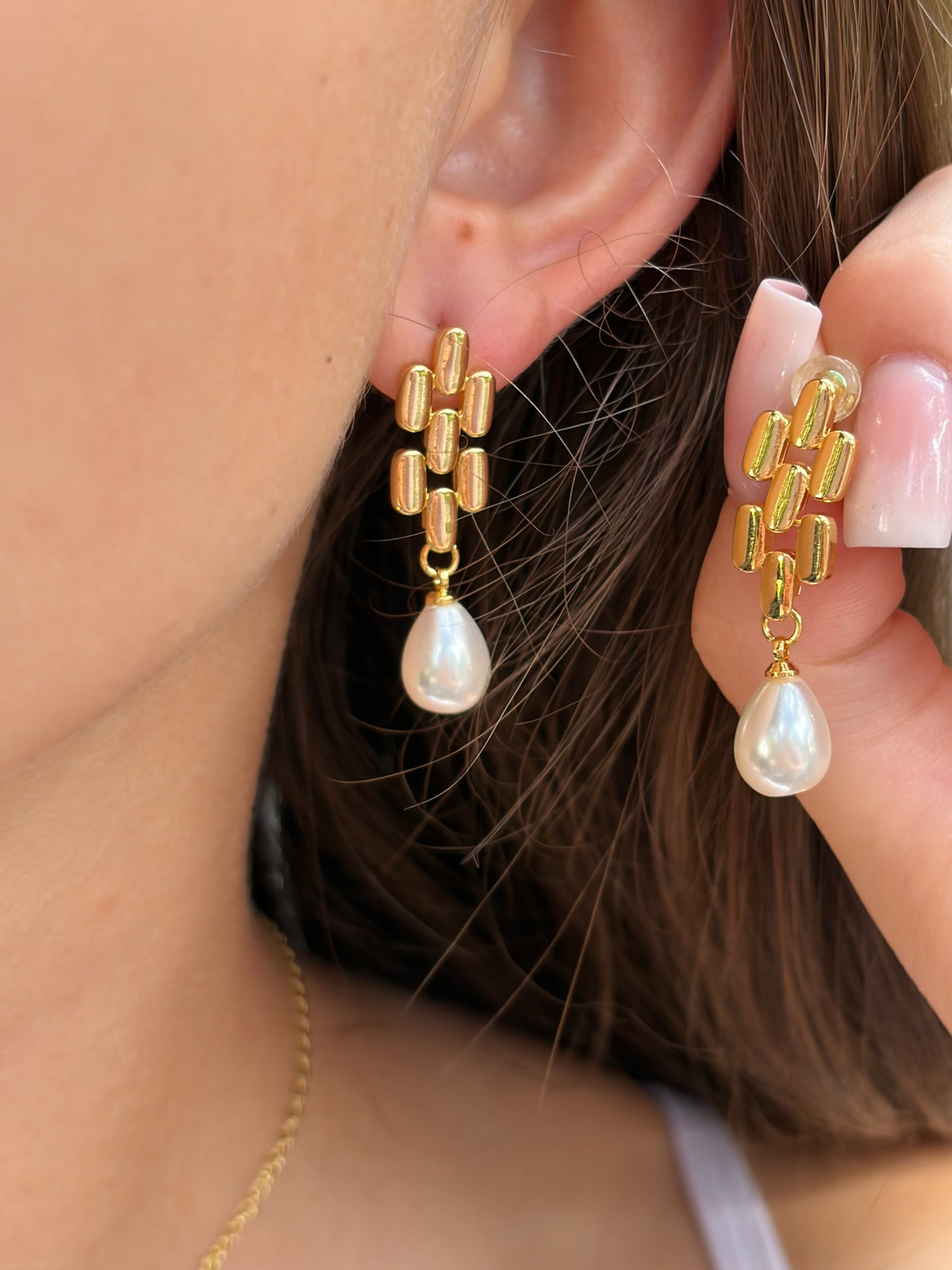 Pearl Drop Earrings, 18K gold plated
