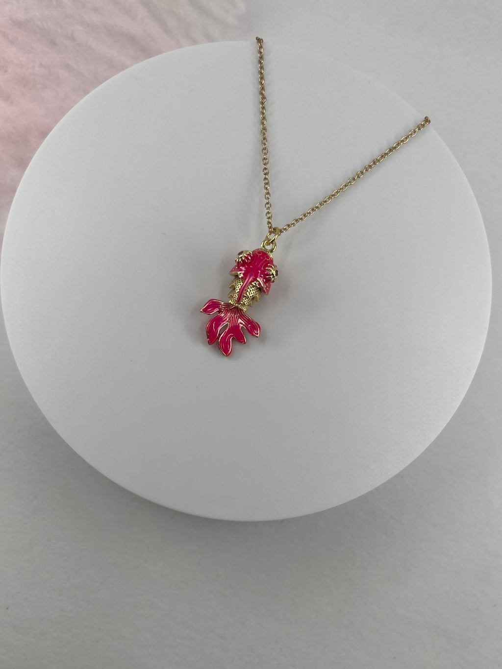 Fish enamel choker necklace, 18k gold plated