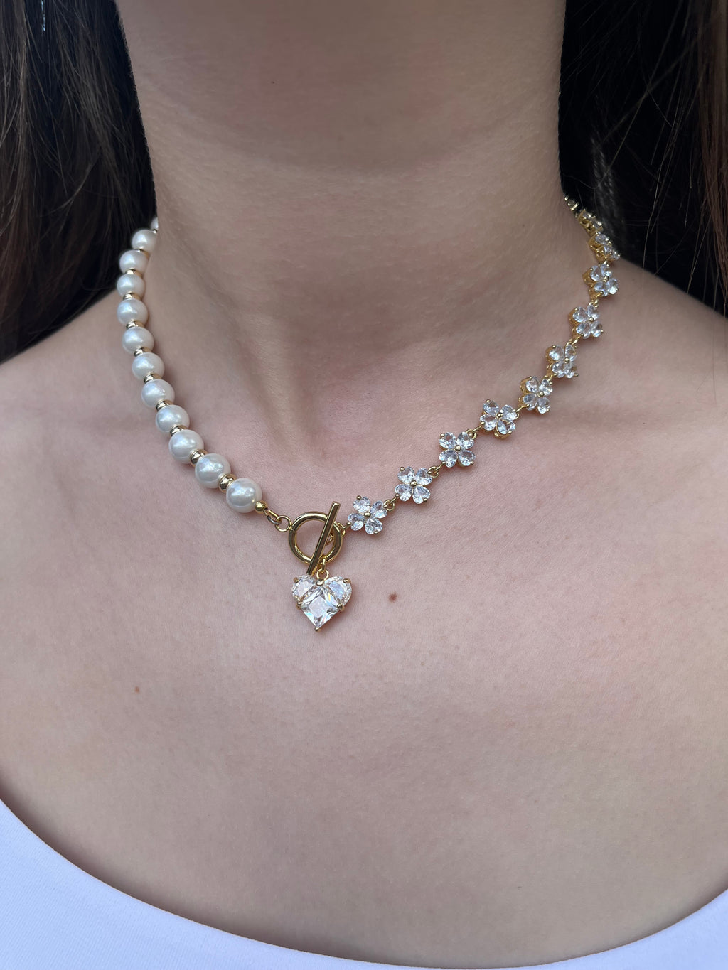 Asymmetrical Pearl Necklace with earrings : 18K Gold Plated