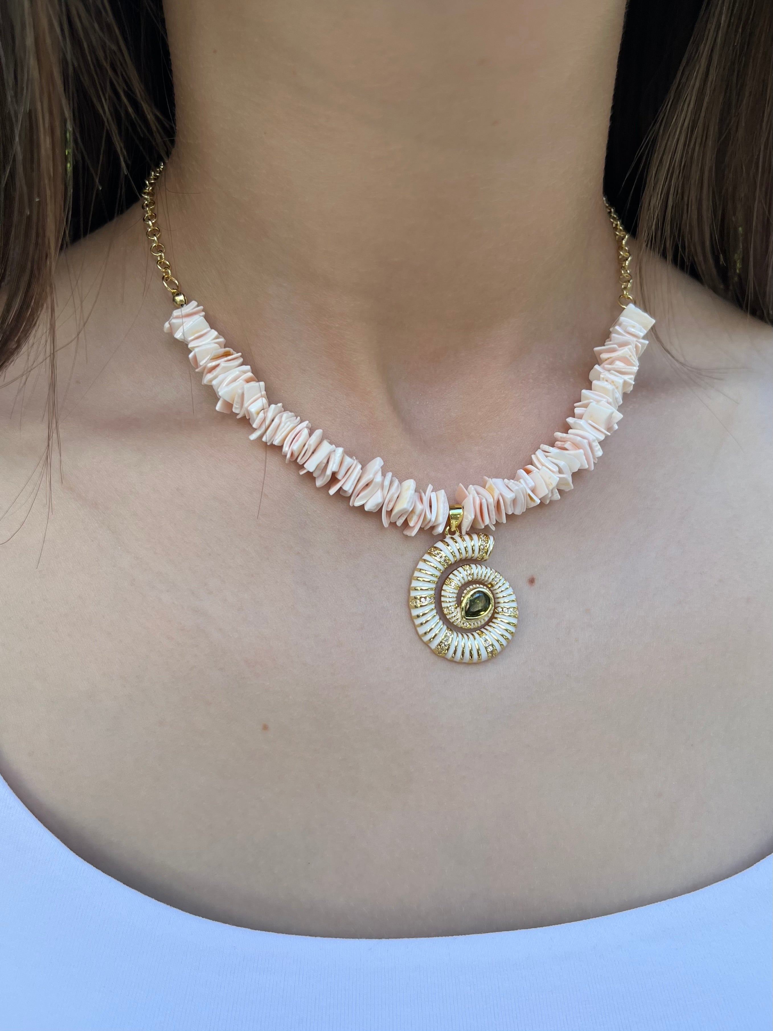 Natural Shell Necklace with Conch Charm, 18K Gold Plated