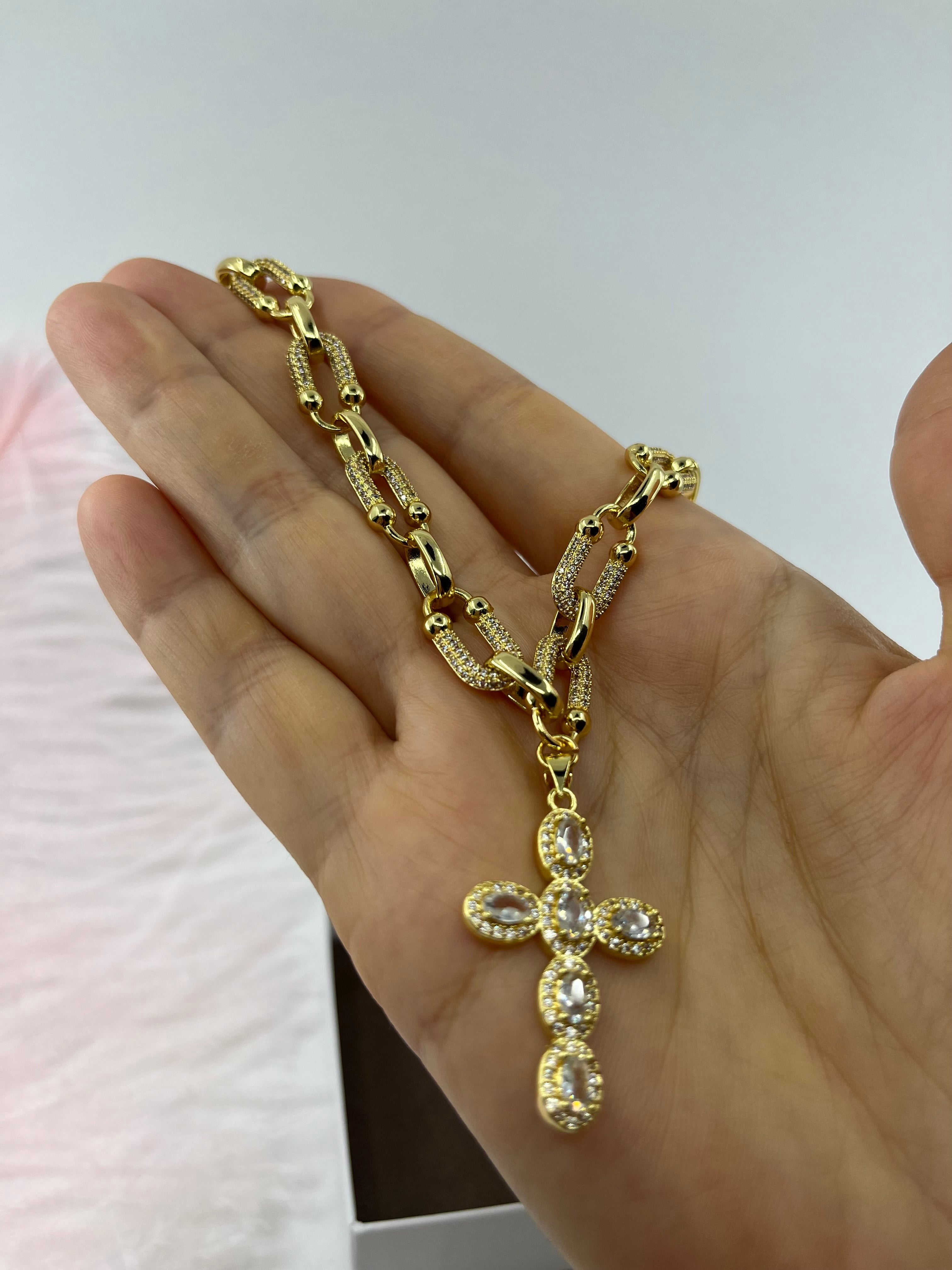 Zirconia chain necklace with cross pendant