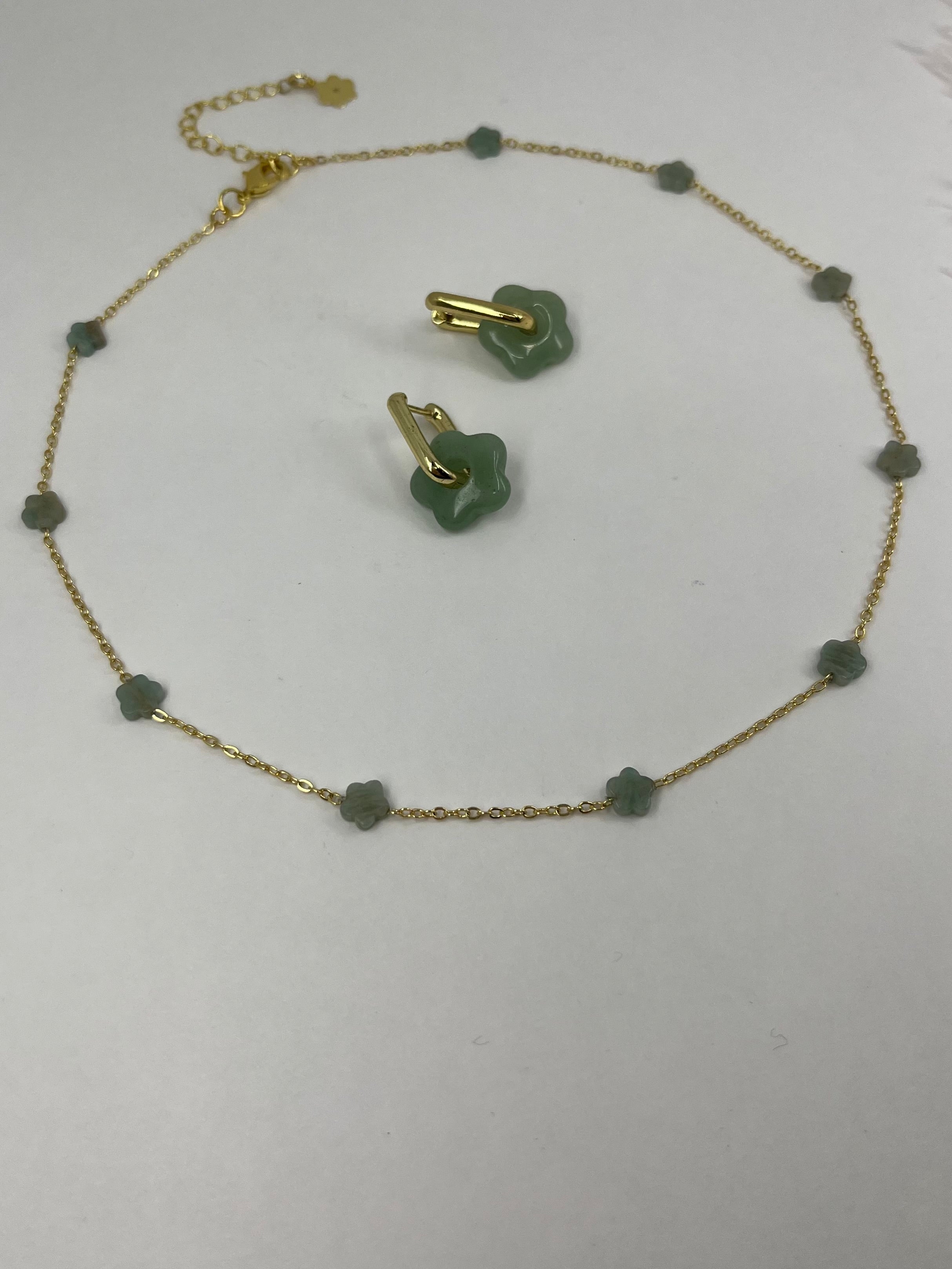 Aventurine flower Earrings and Necklace, 18K Gold Plated