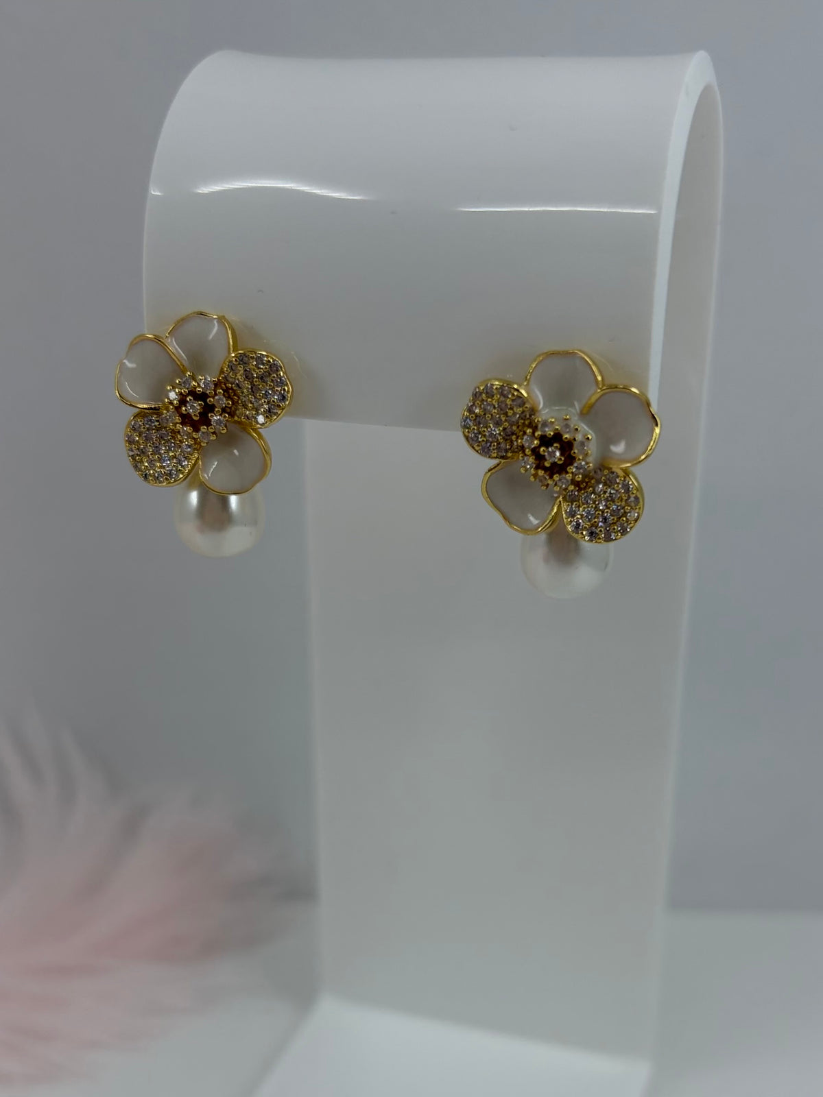 Pearl Flower Drop Earrings, 18K gold plated