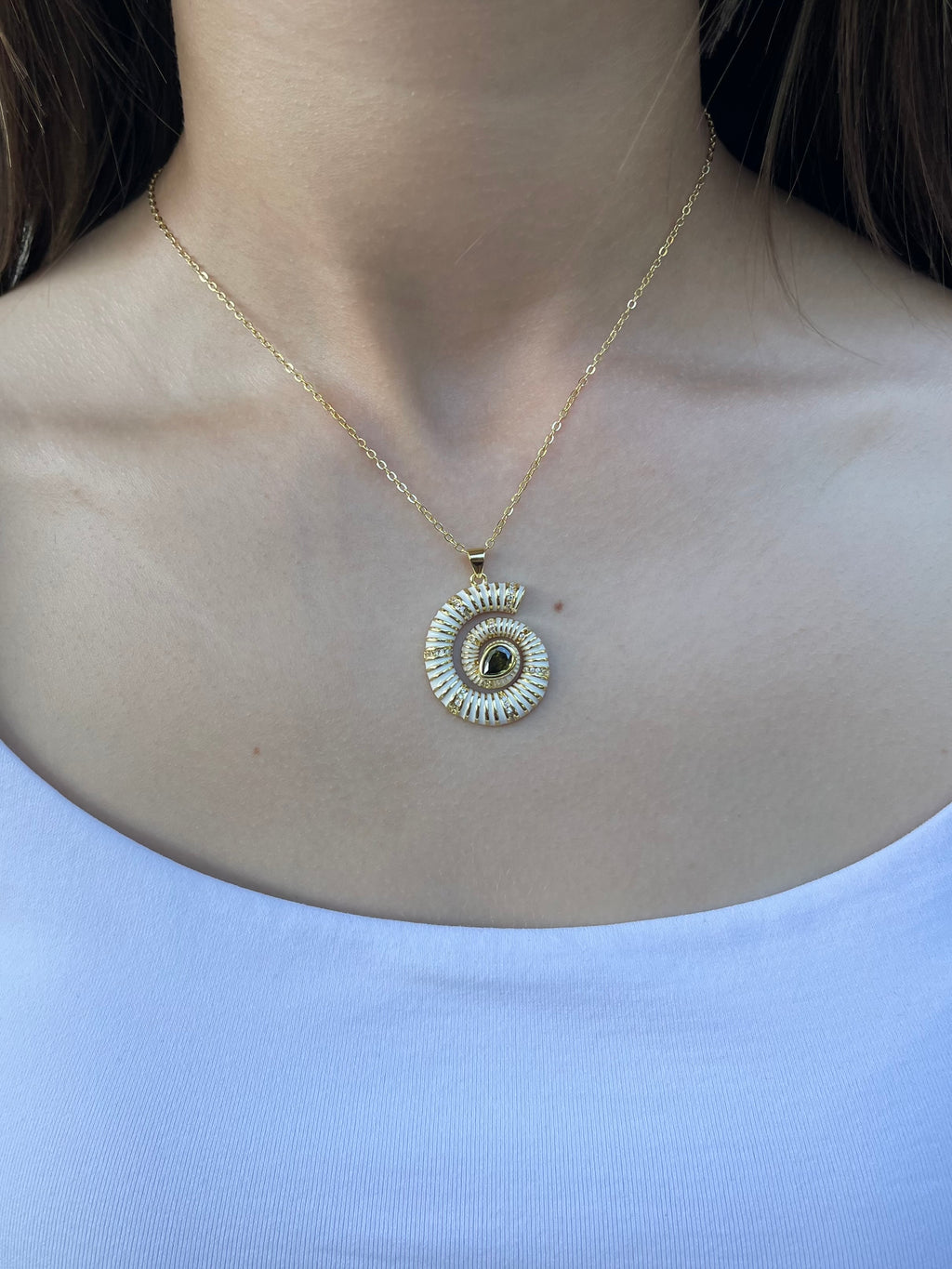 Necklace with 18K Gold shell conch pendant