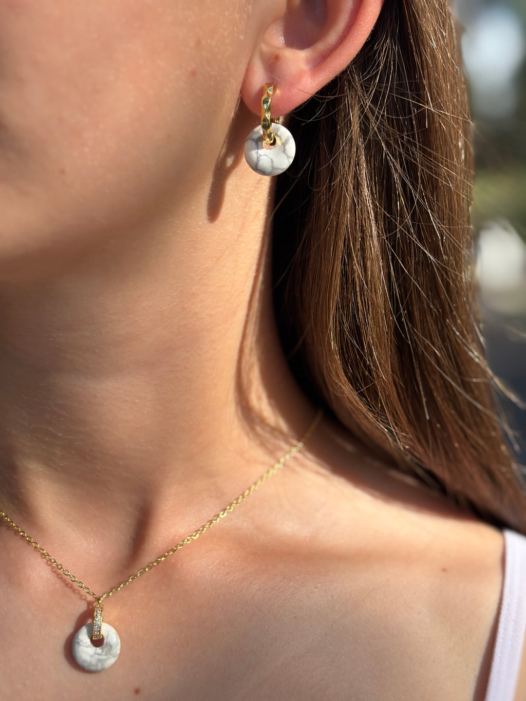 Howlite donut Earrings and Necklace