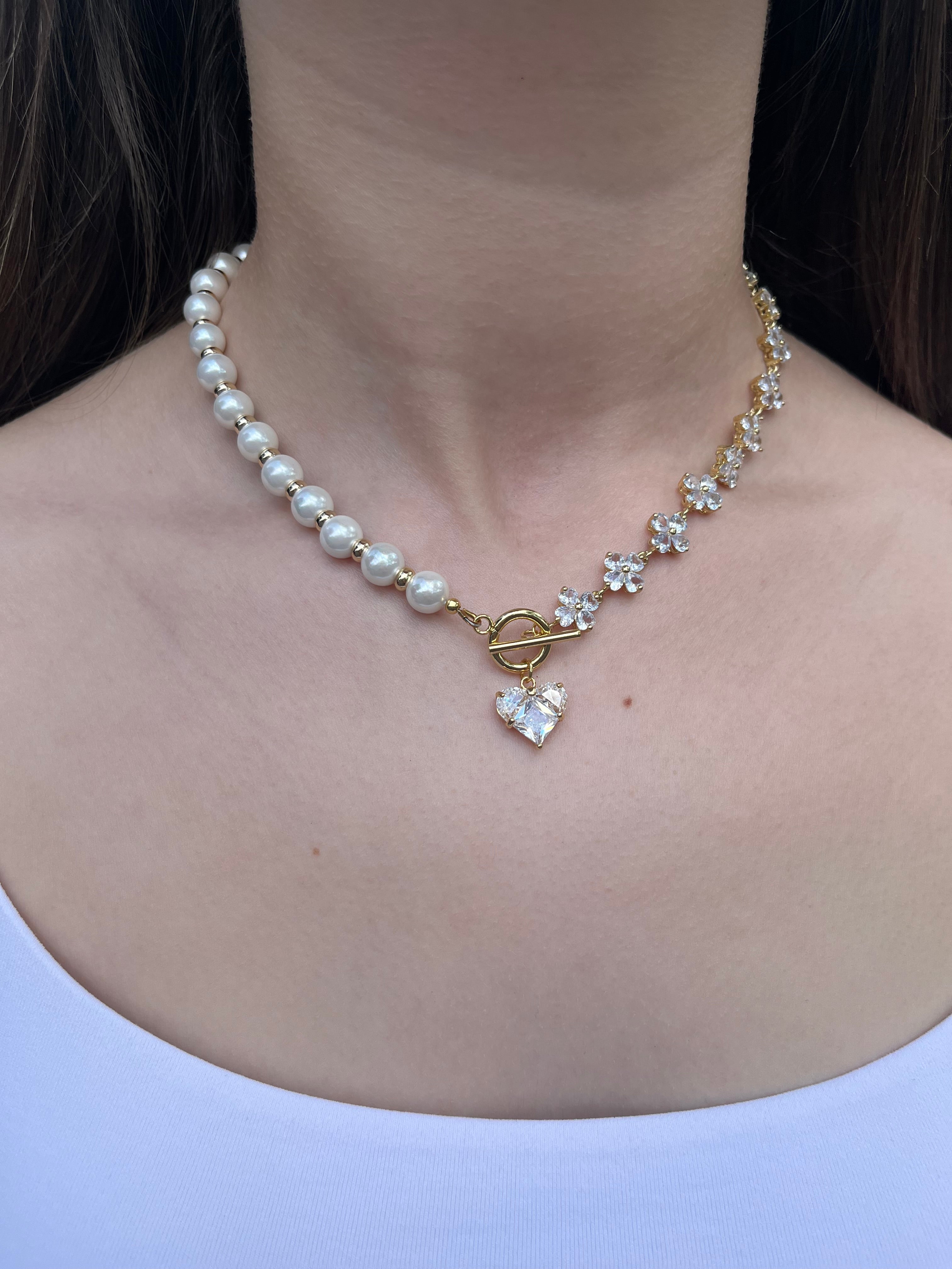 Asymmetrical Pearl Necklace with earrings : 18K Gold Plated