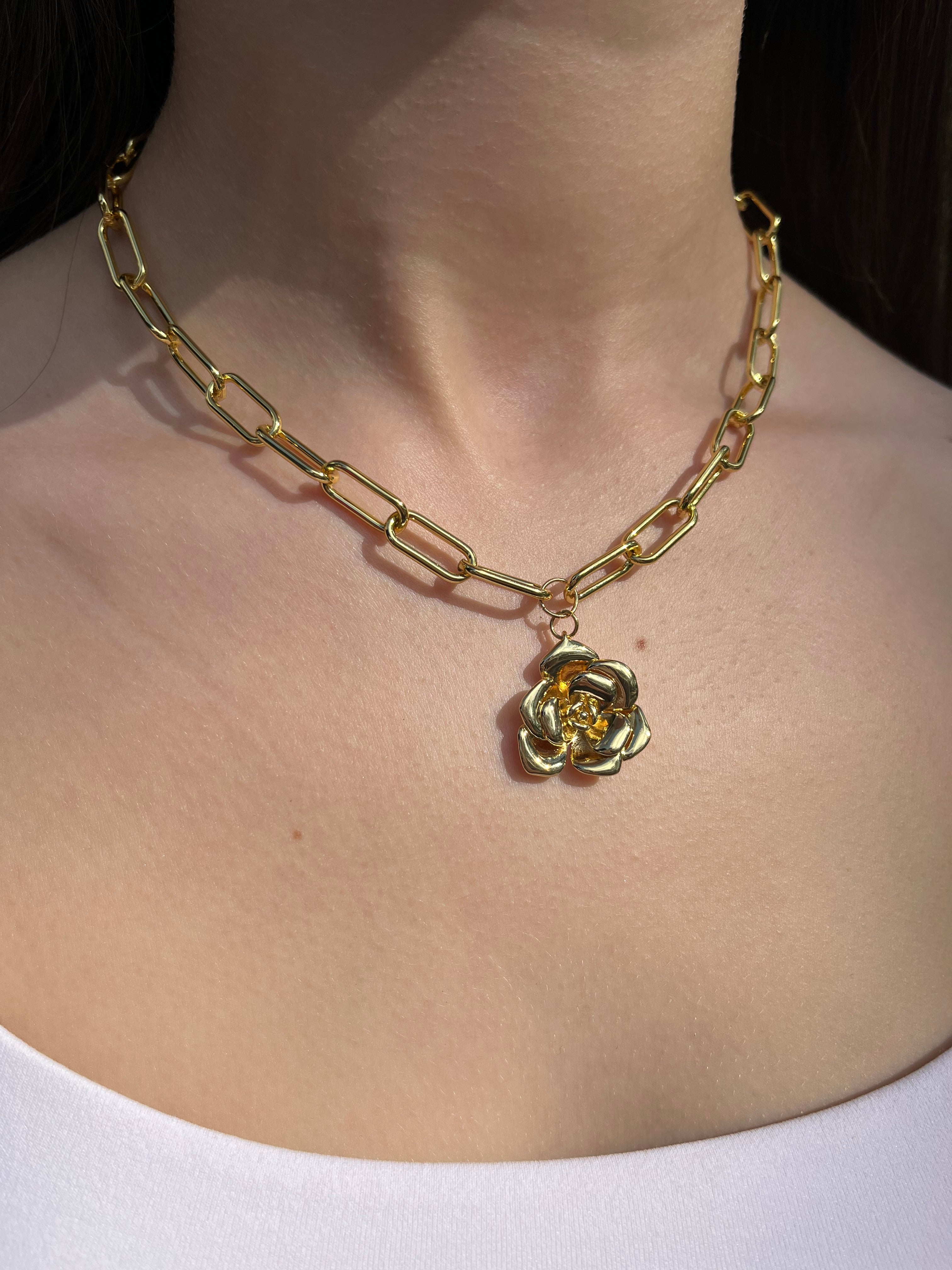 18K Gold Chunky Chain Necklace with rose