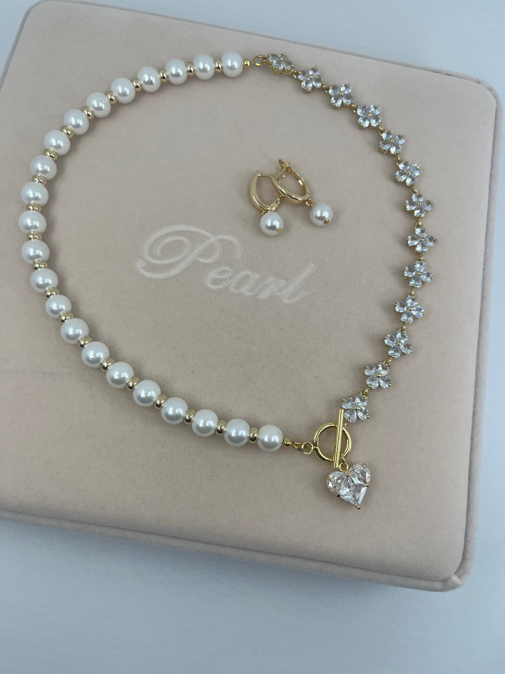 Asymmetrical Pearl Necklace with earrings : 18K Gold Plated