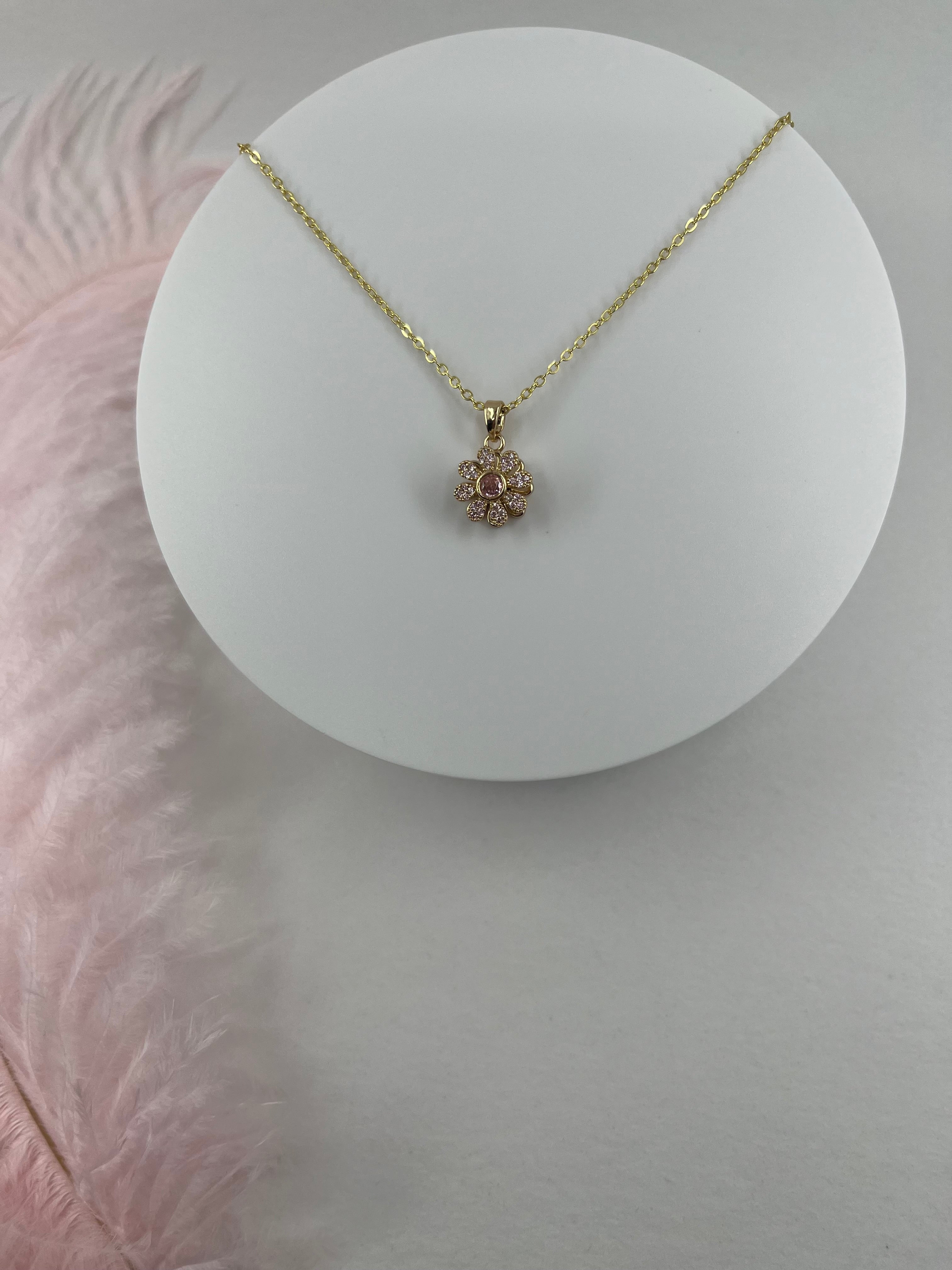 18K Gold Flower Spinner Pendant Necklace