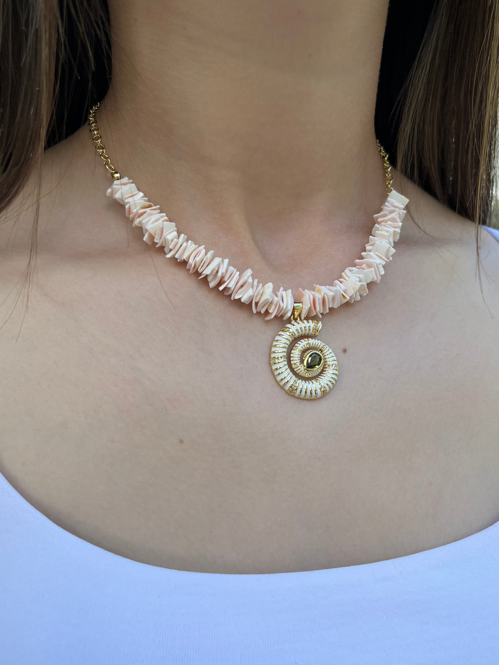 Natural Shell Necklace with Conch Charm, 18K Gold Plated