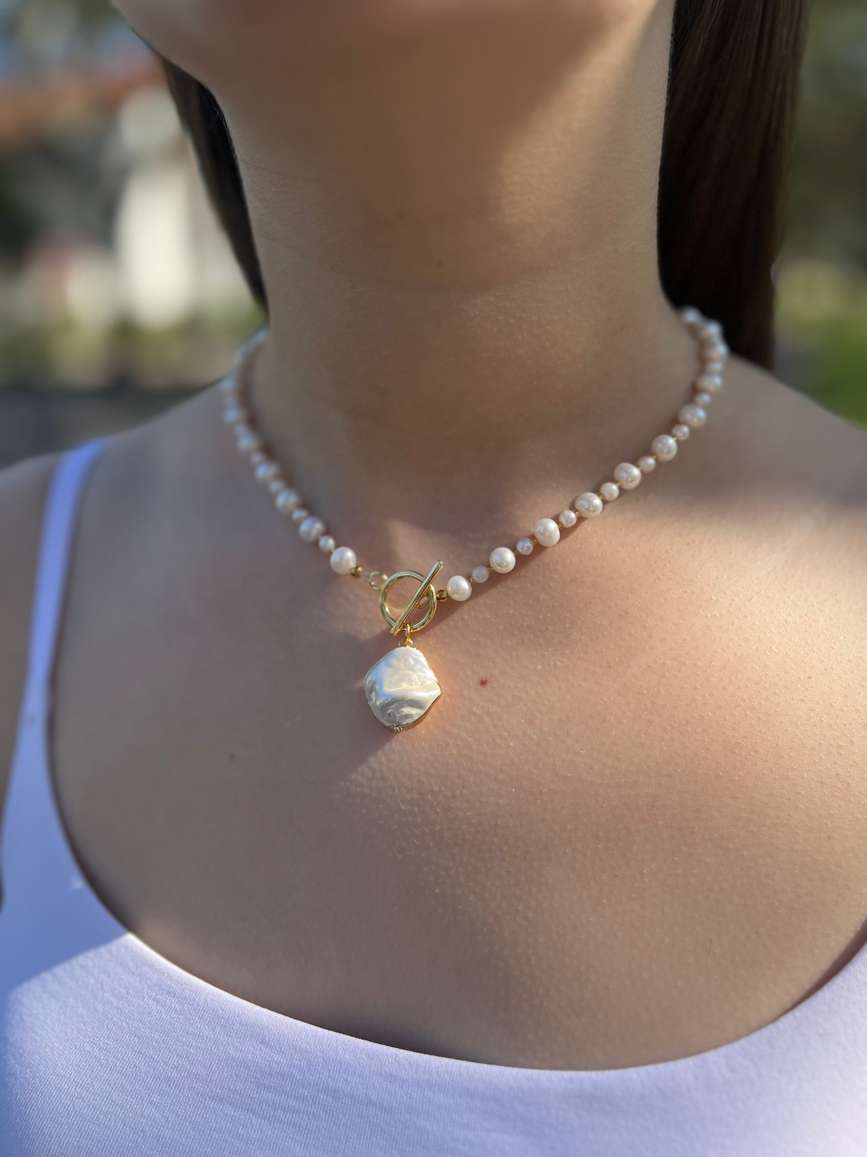 Pearl Choker Necklace with Shell pendant: 18K Gold Plated