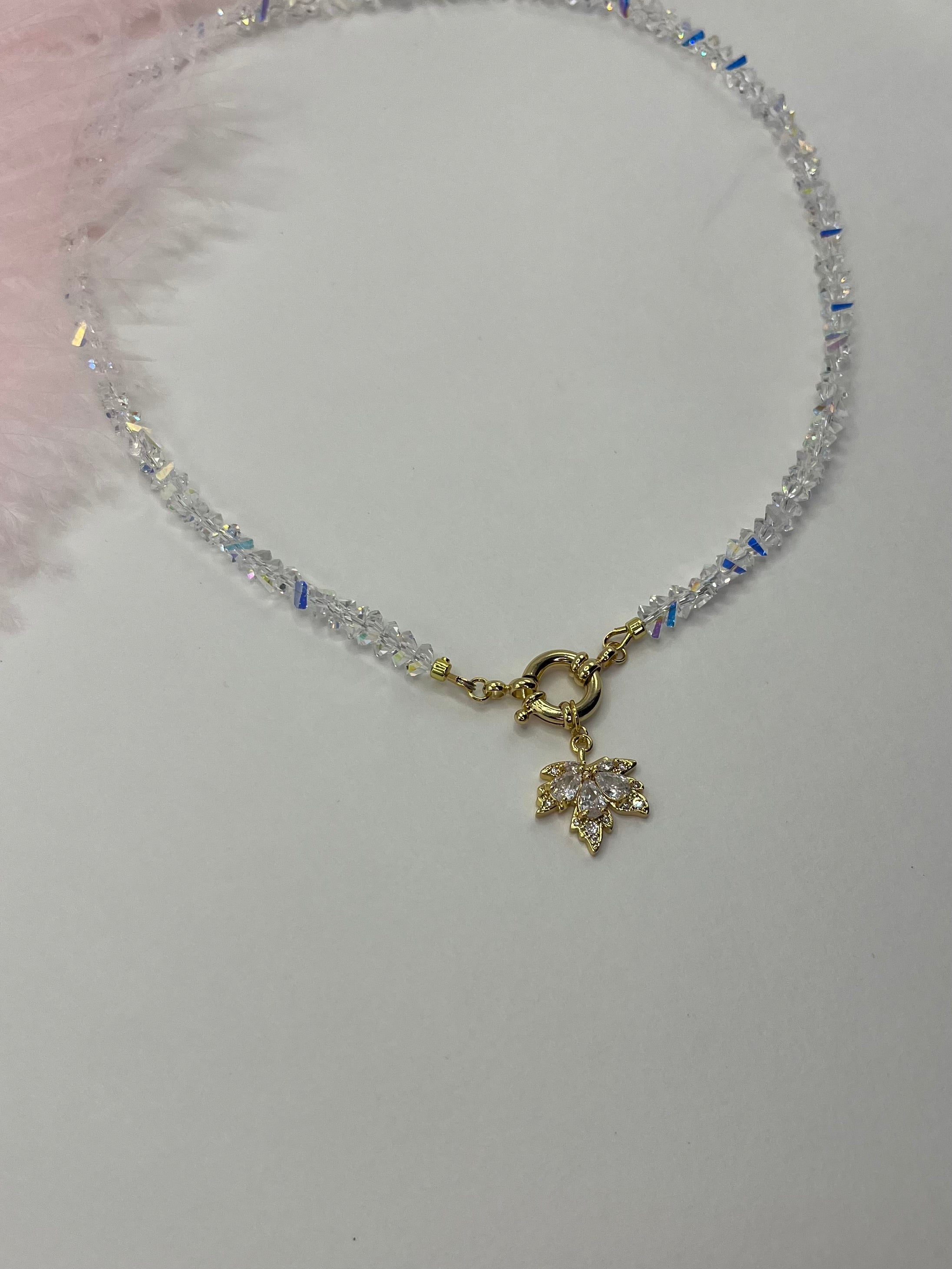 Crystal Glass Bead Choker: 18K Gold Pendant Maple Leaf
