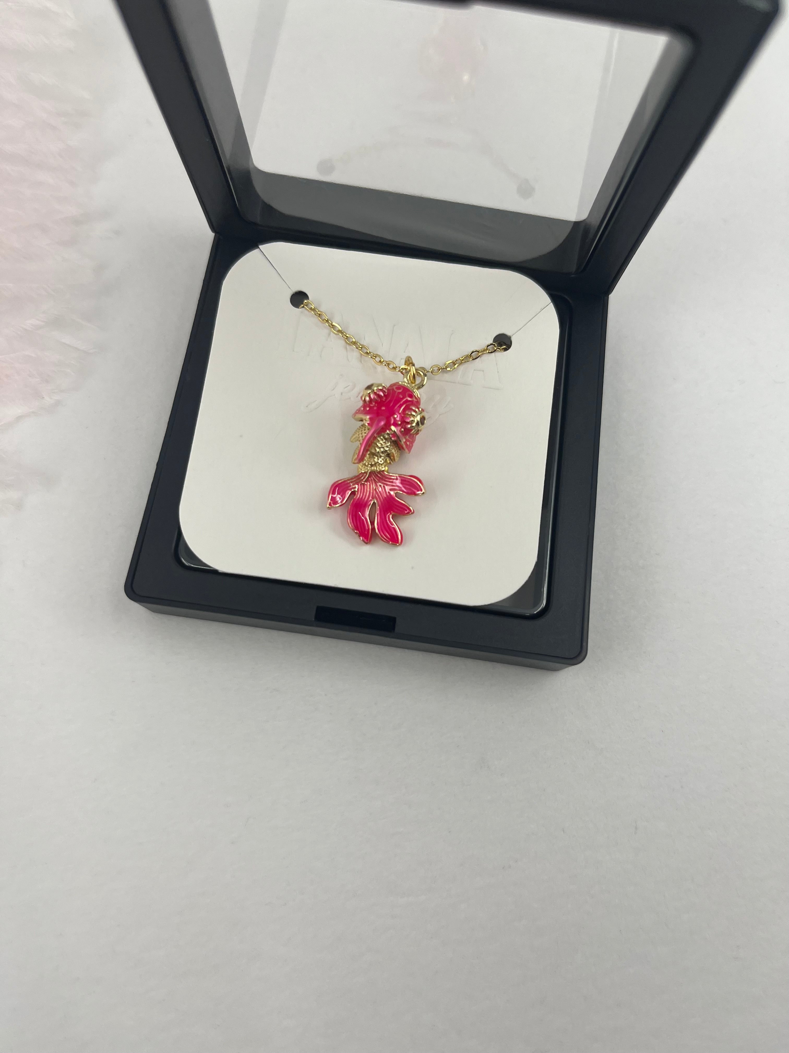Fish enamel choker necklace, 18k gold plated
