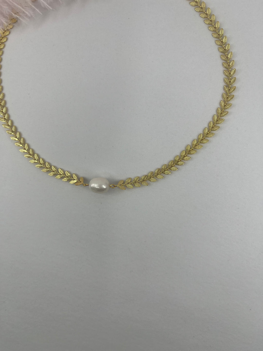 18K Gold Chain choker with natural pearl