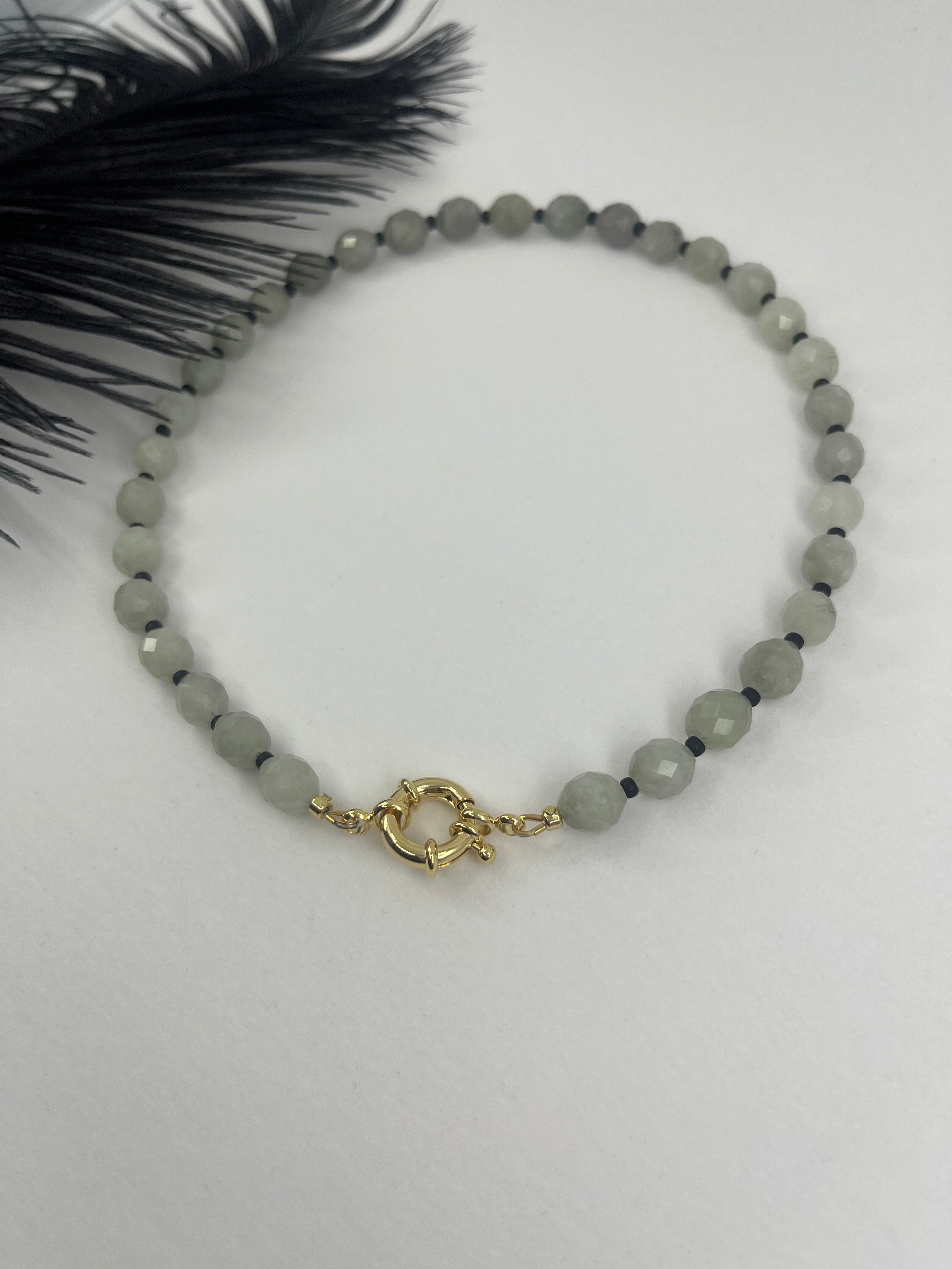Natural Malaysia Jade Necklace with Gold clasp