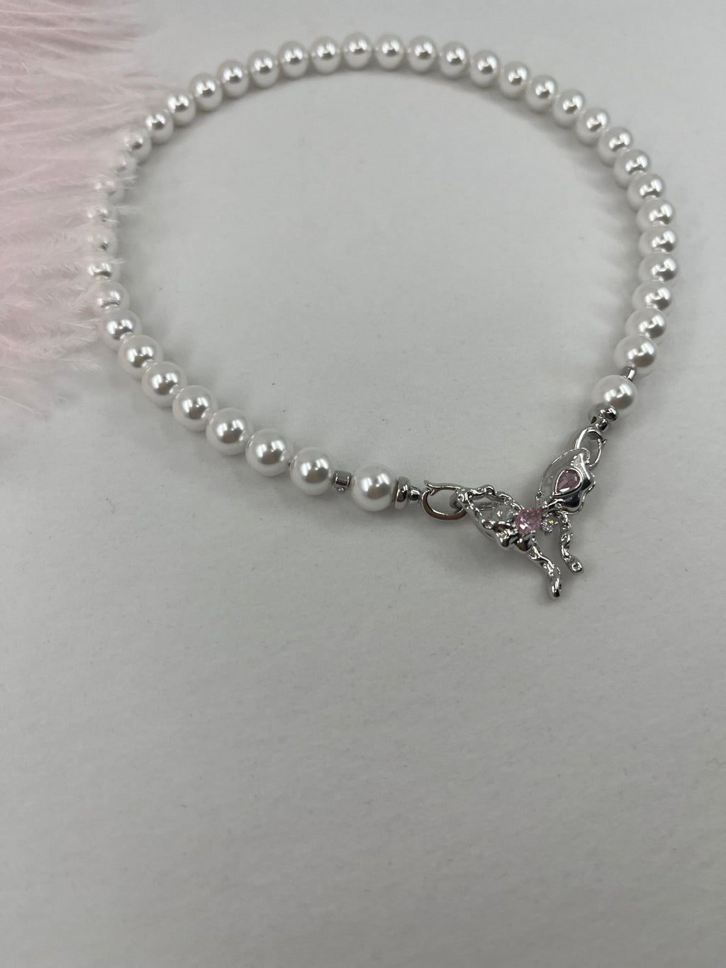 Shell Pearl Necklace with butterfly Clasp