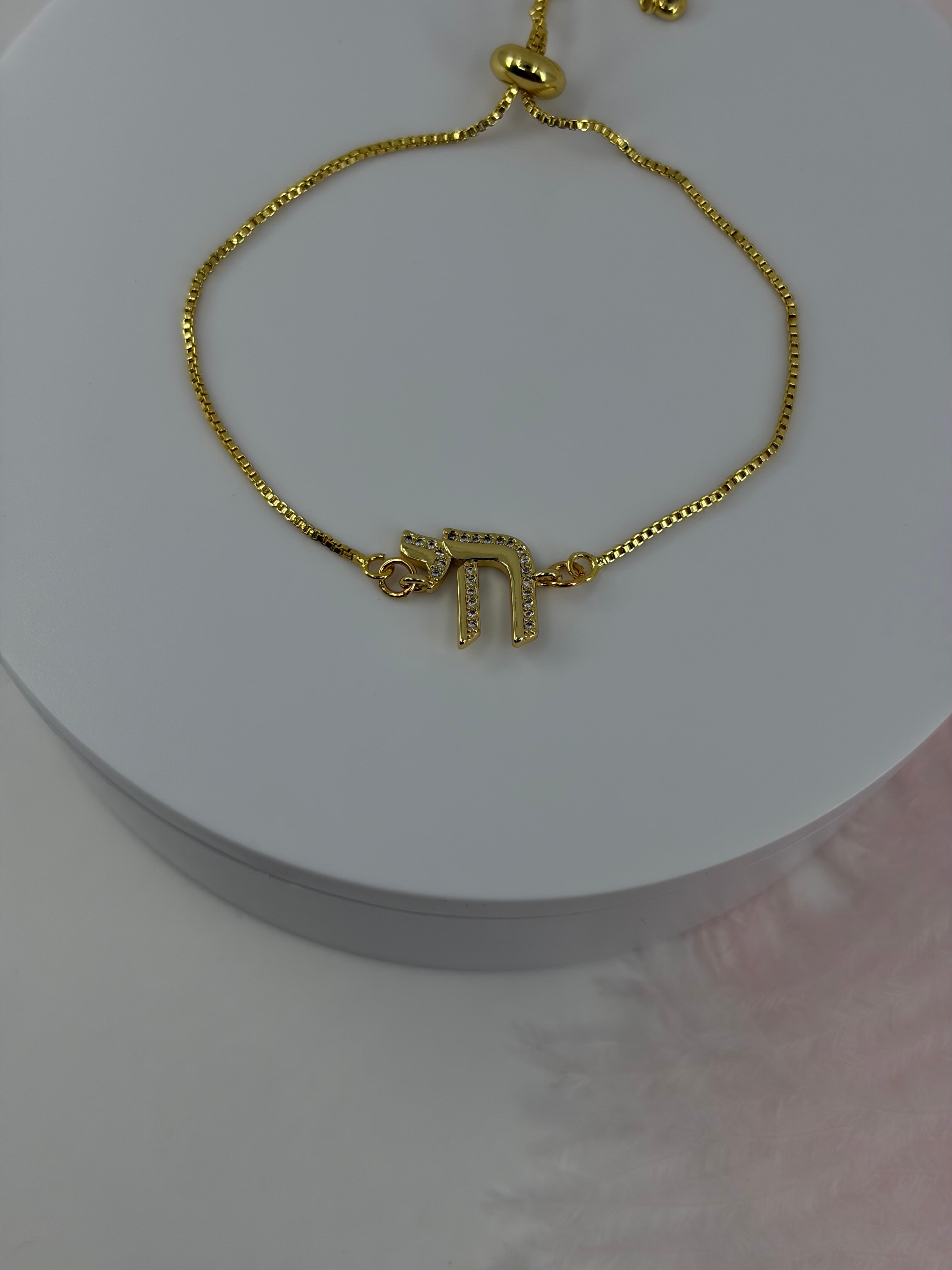 Chai bracelet with slider chain