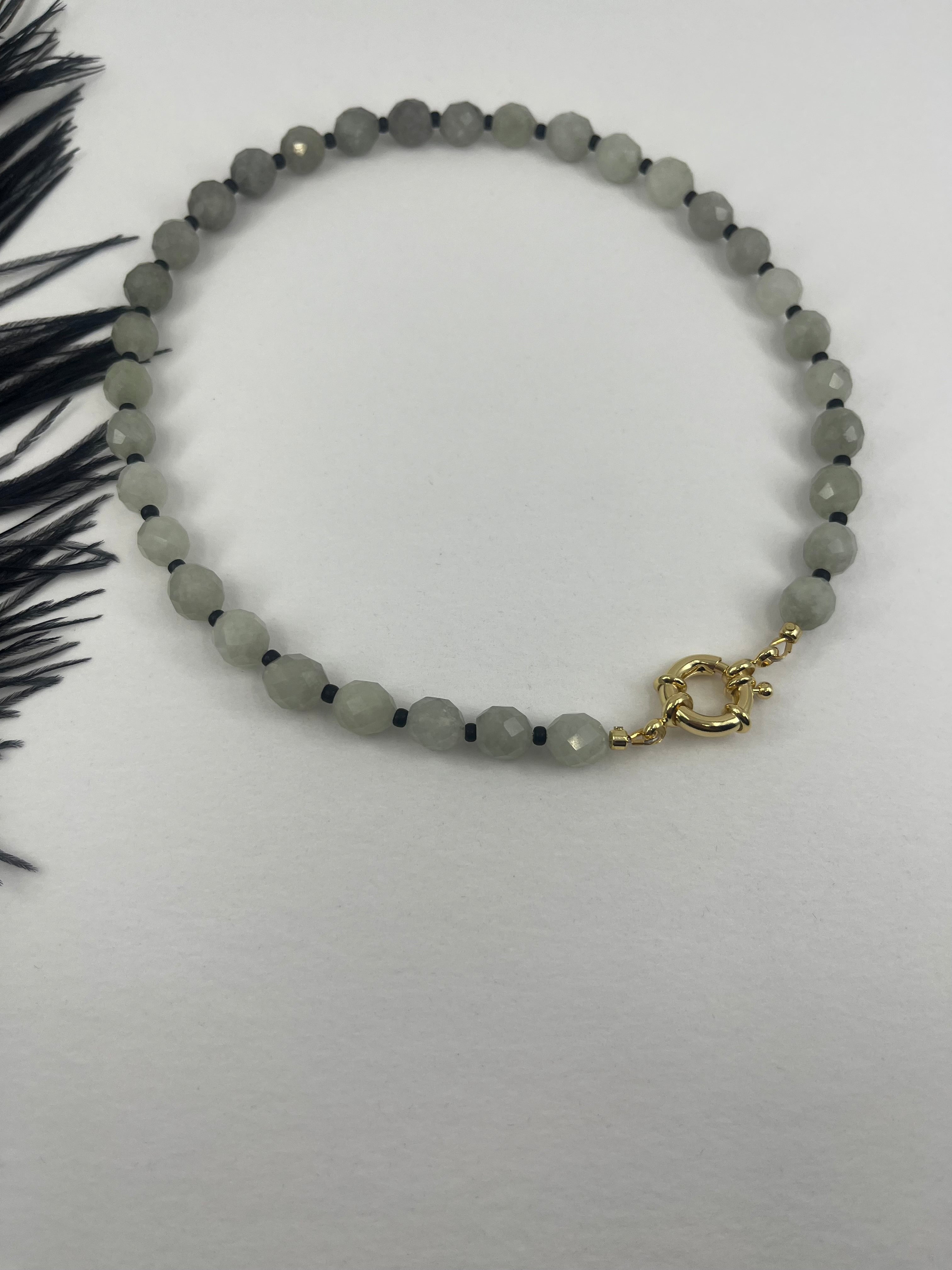 Natural Malaysia Jade Necklace with Gold clasp