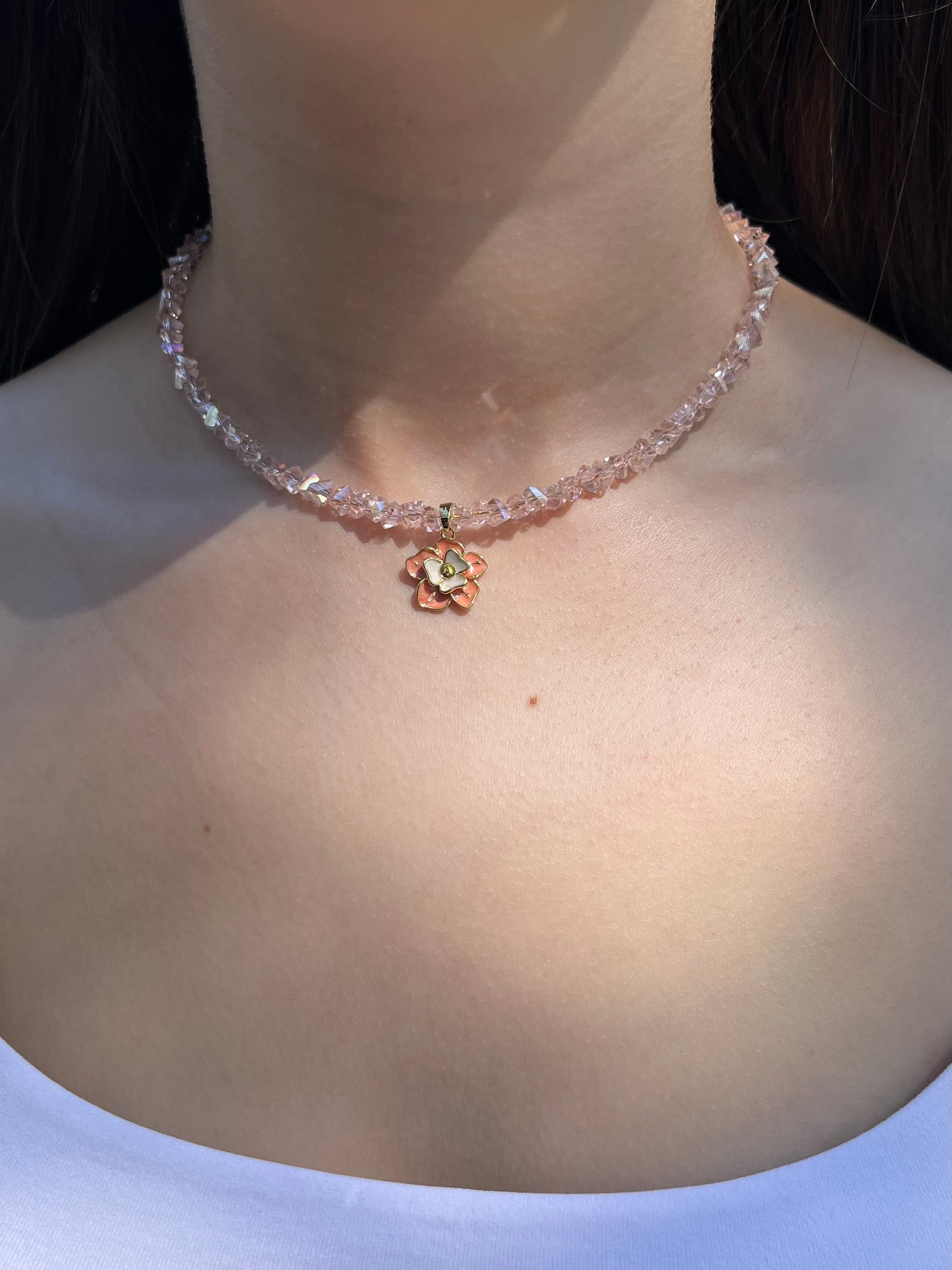Enamel Flower Crystal Choker Necklace – 18K Gold Plated