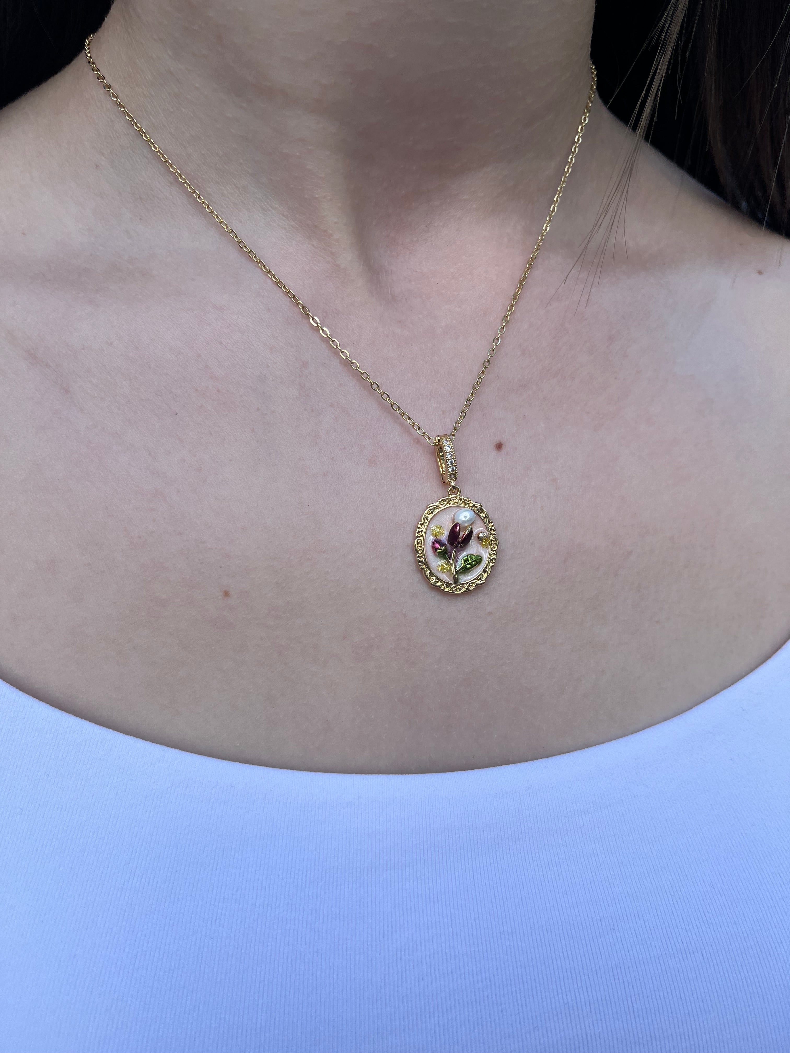 18K Gold Flower Enamel Pearl Pendant Necklace