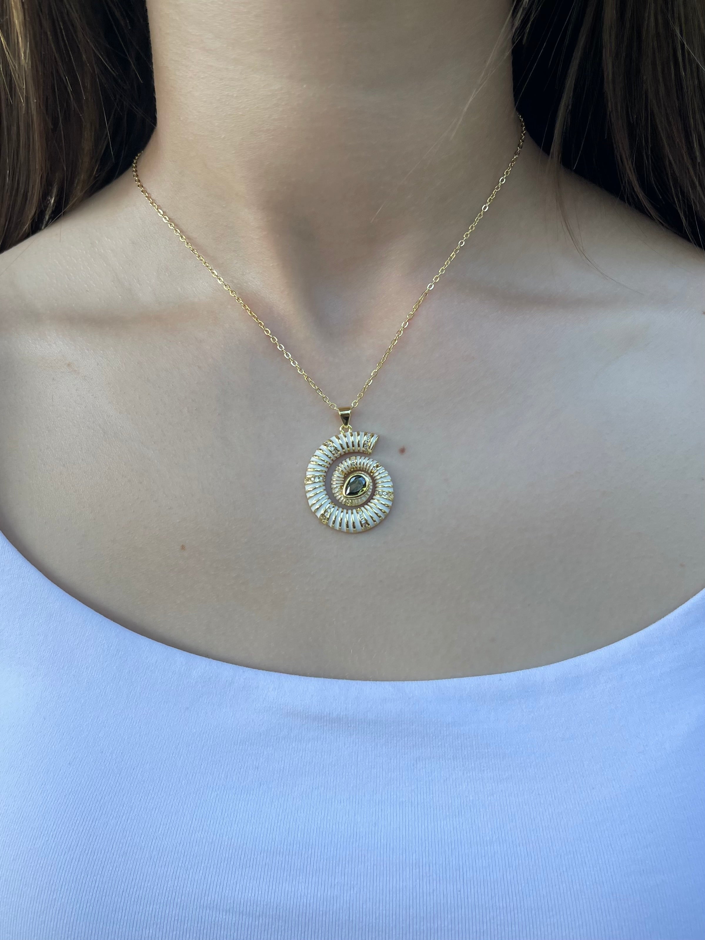 Necklace with 18K Gold shell conch pendant