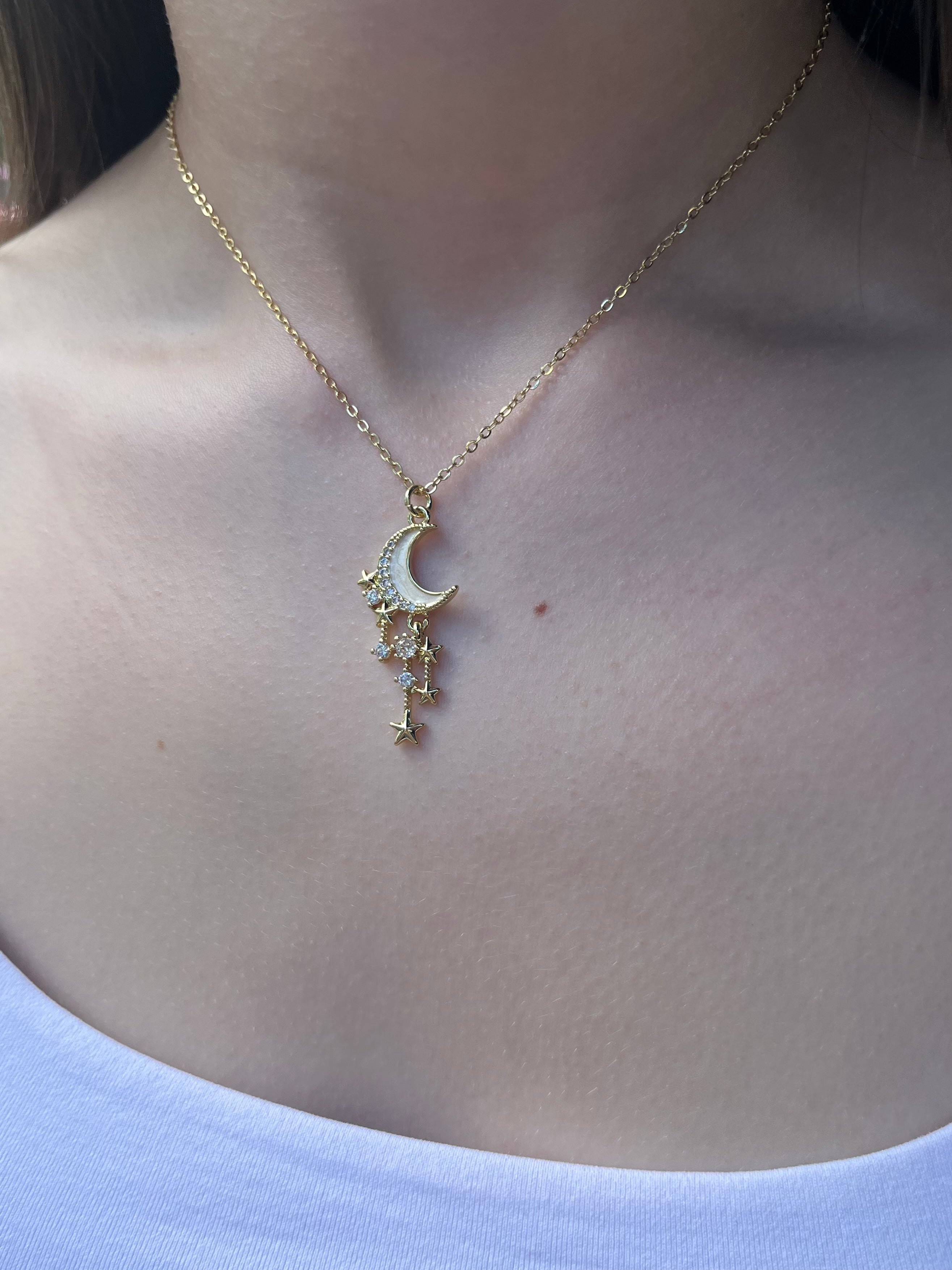 Choker necklace with zirconia moon star pendants: 18K Gold Plated