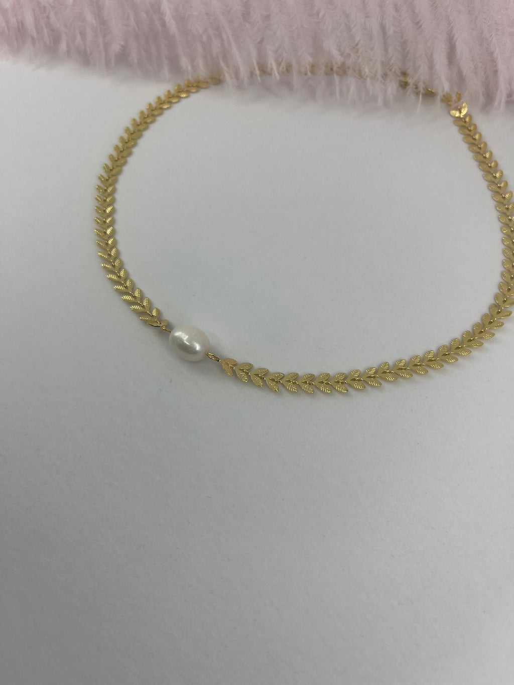 18K Gold Chain choker with natural pearl