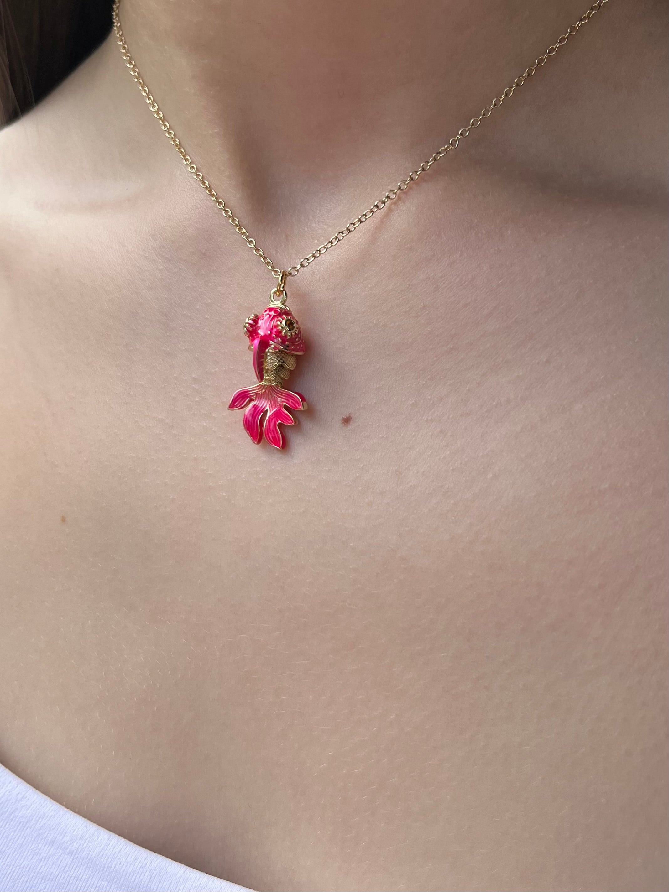 Fish enamel choker necklace, 18k gold plated
