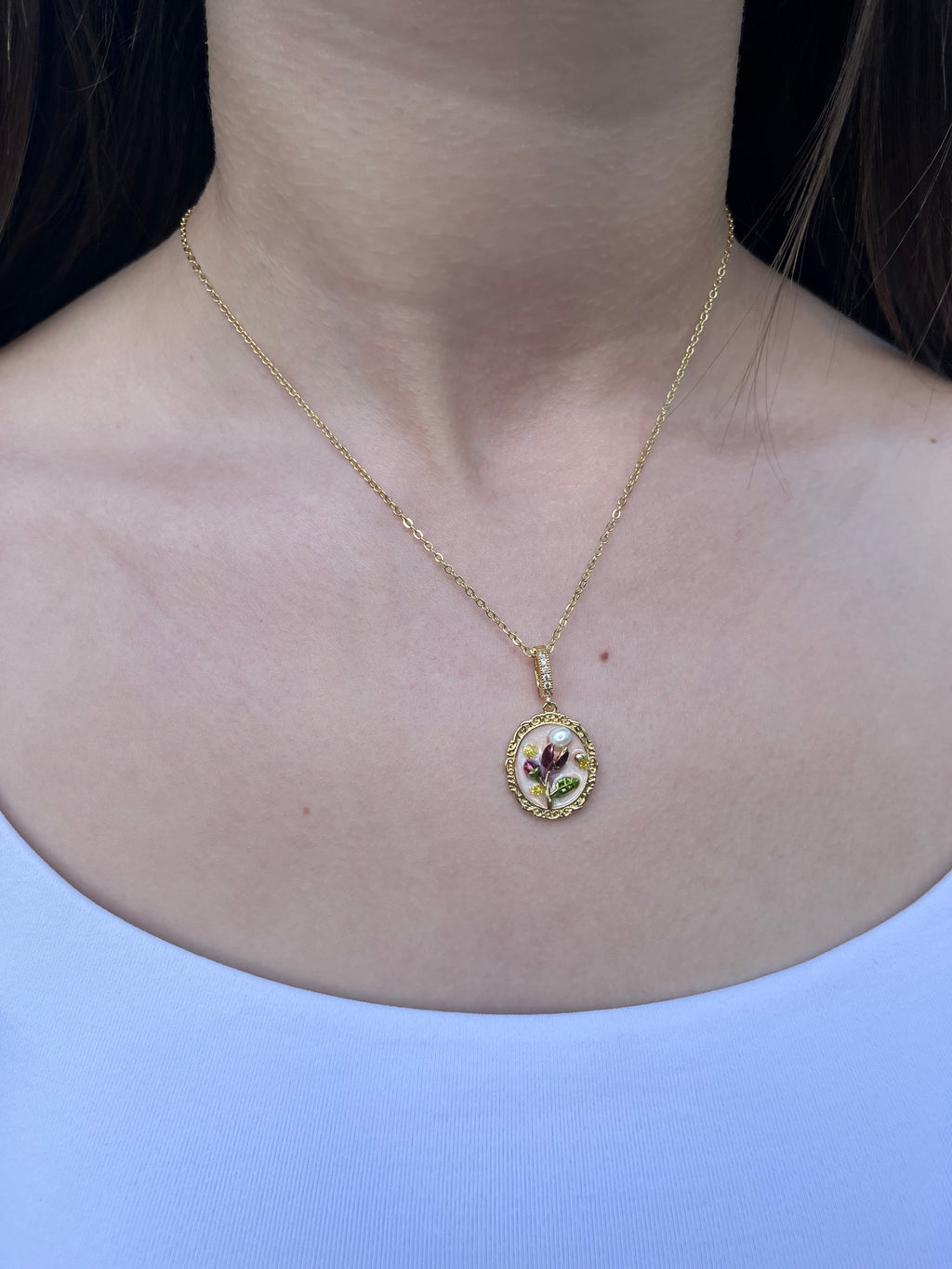 18K Gold Flower Enamel Pearl Pendant Necklace