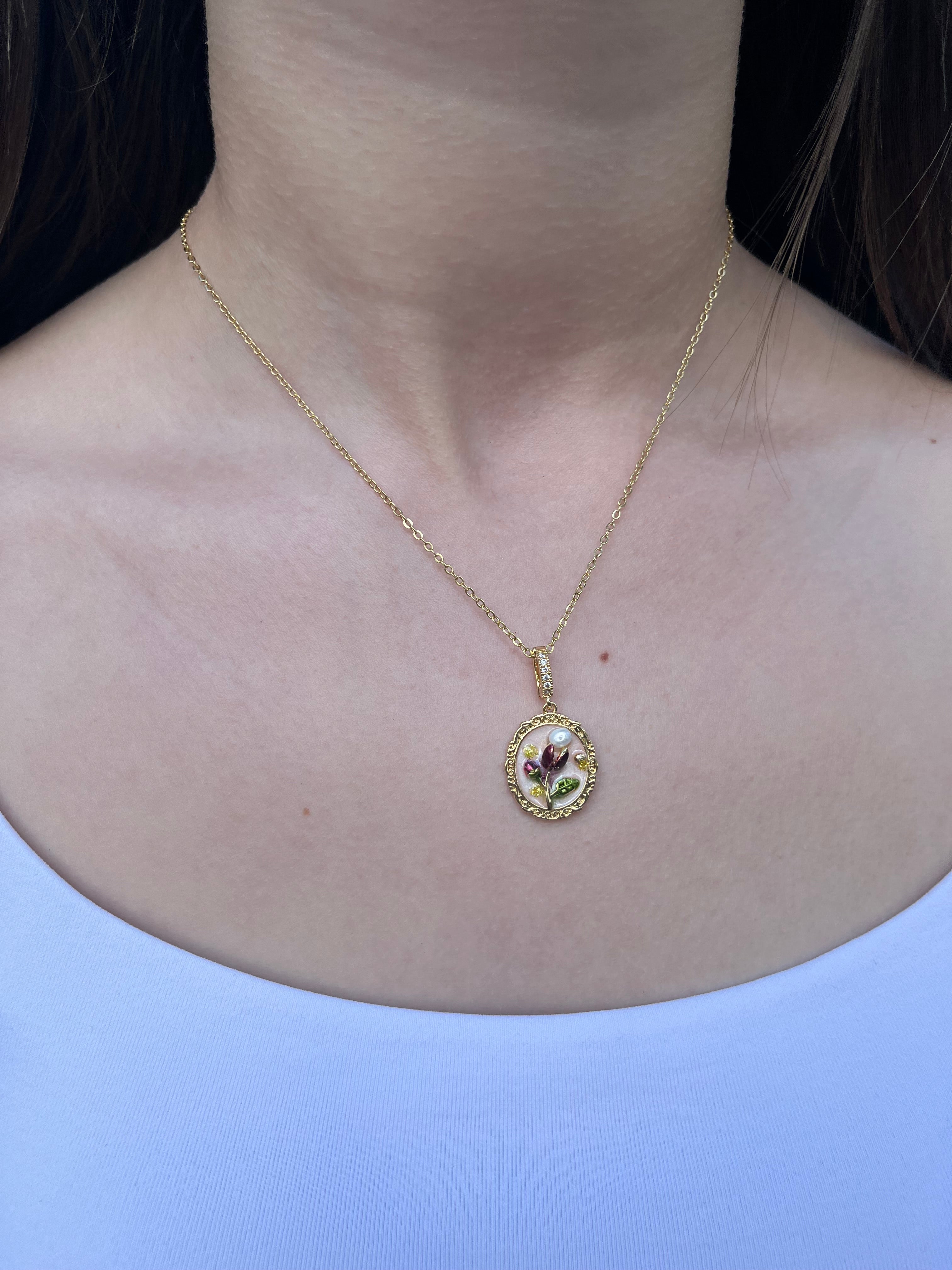 18K Gold Flower Enamel Pearl Pendant Necklace