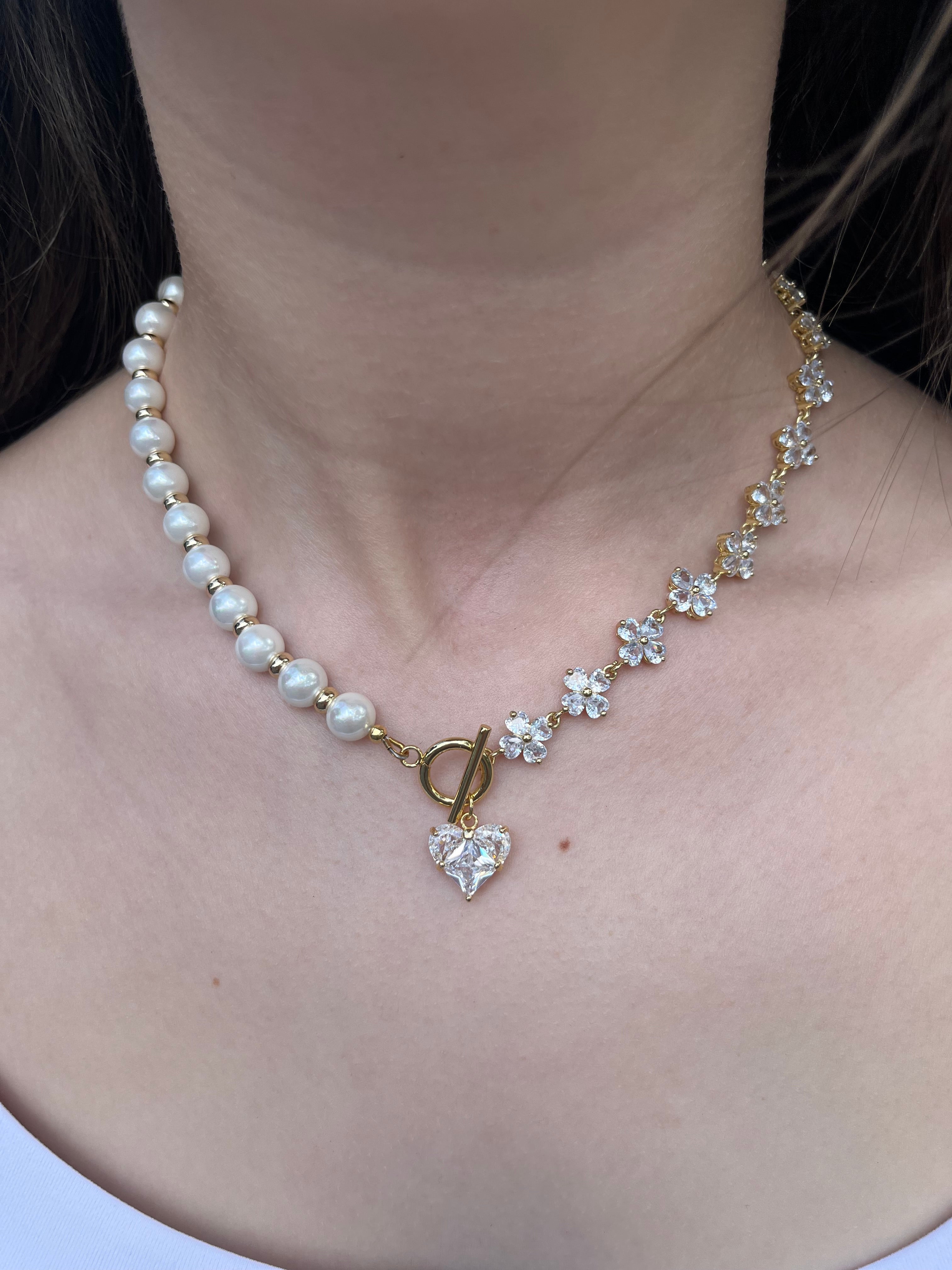 Asymmetrical Pearl Necklace with earrings : 18K Gold Plated