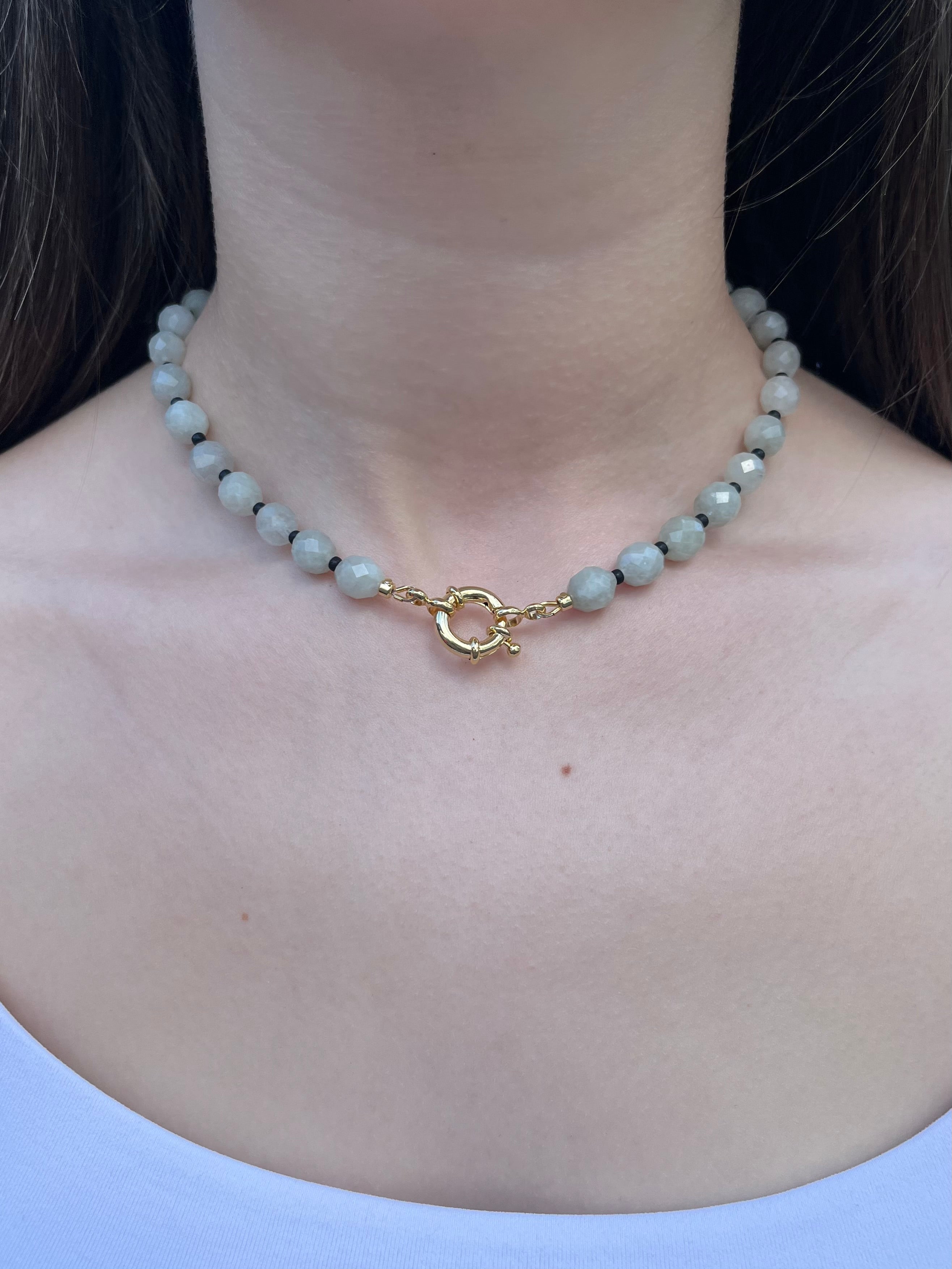 Natural Malaysia Jade Necklace with Gold clasp