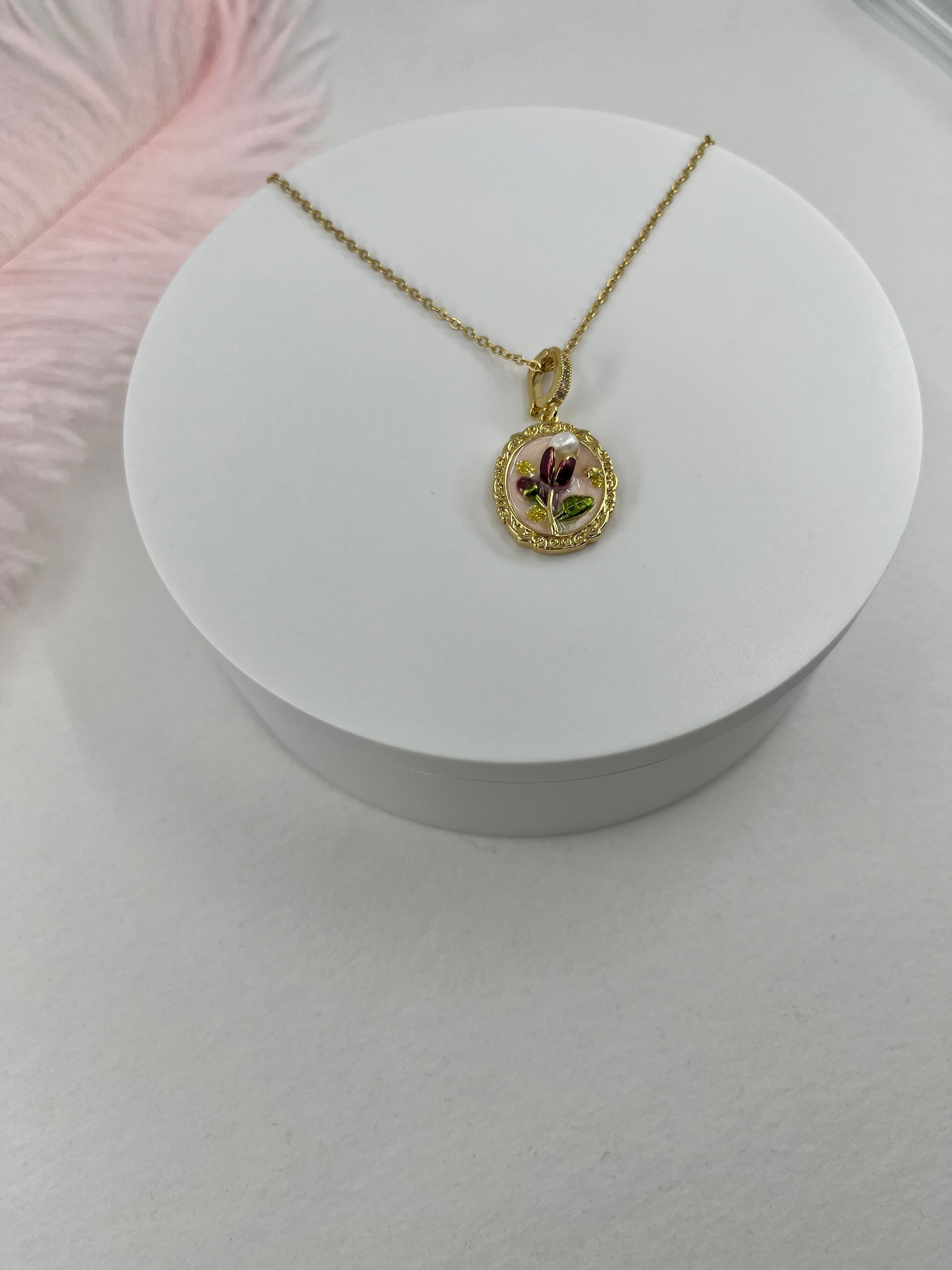 18K Gold Flower Enamel Pearl Pendant Necklace