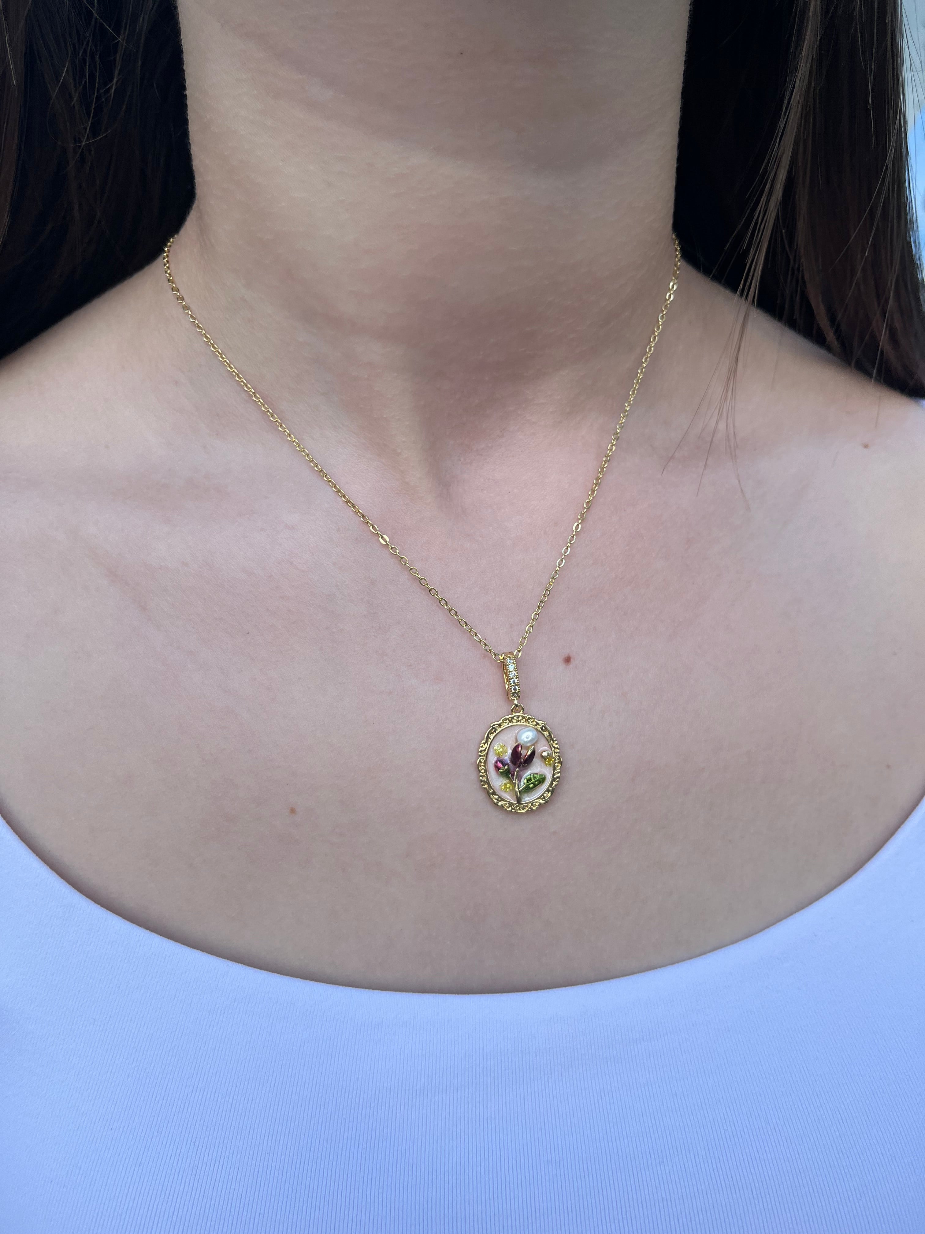 18K Gold Flower Enamel Pearl Pendant Necklace