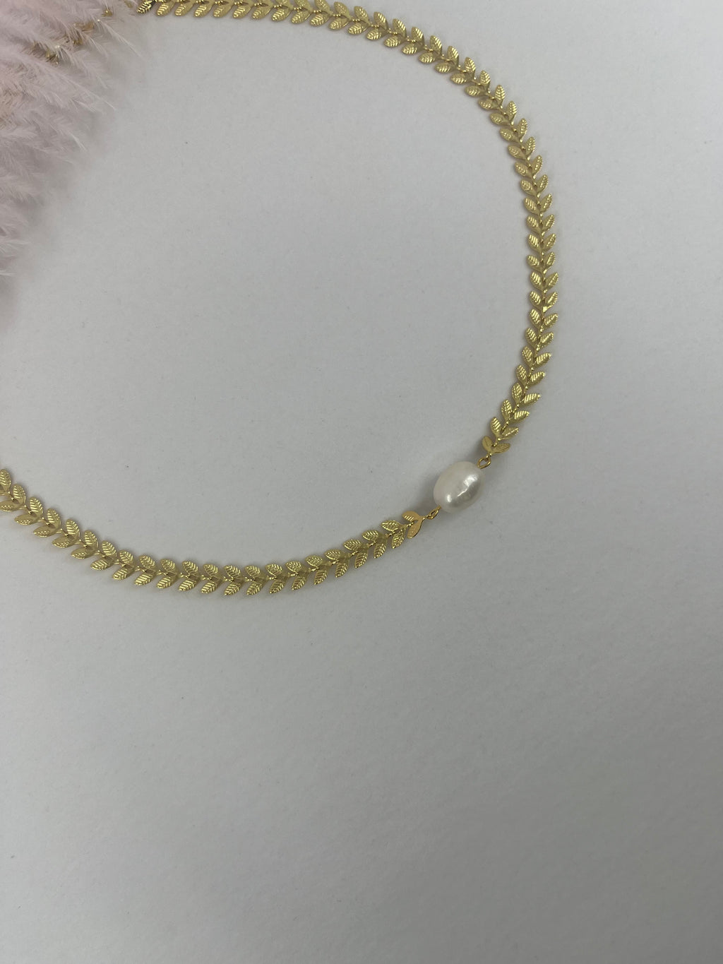 18K Gold Chain choker with natural pearl