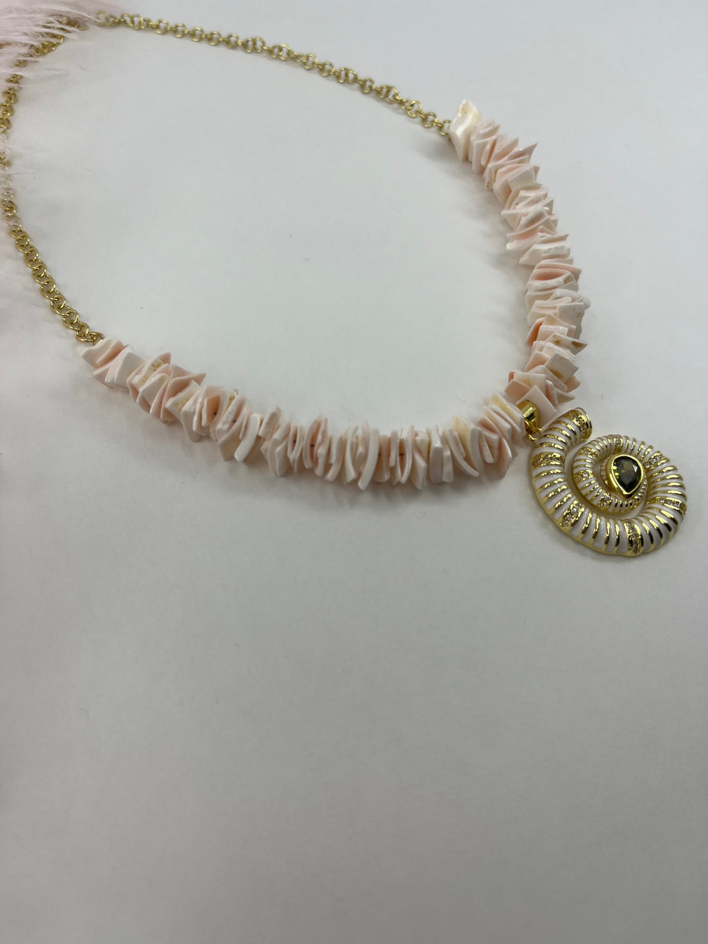 Natural Shell Necklace with Conch Charm, 18K Gold Plated